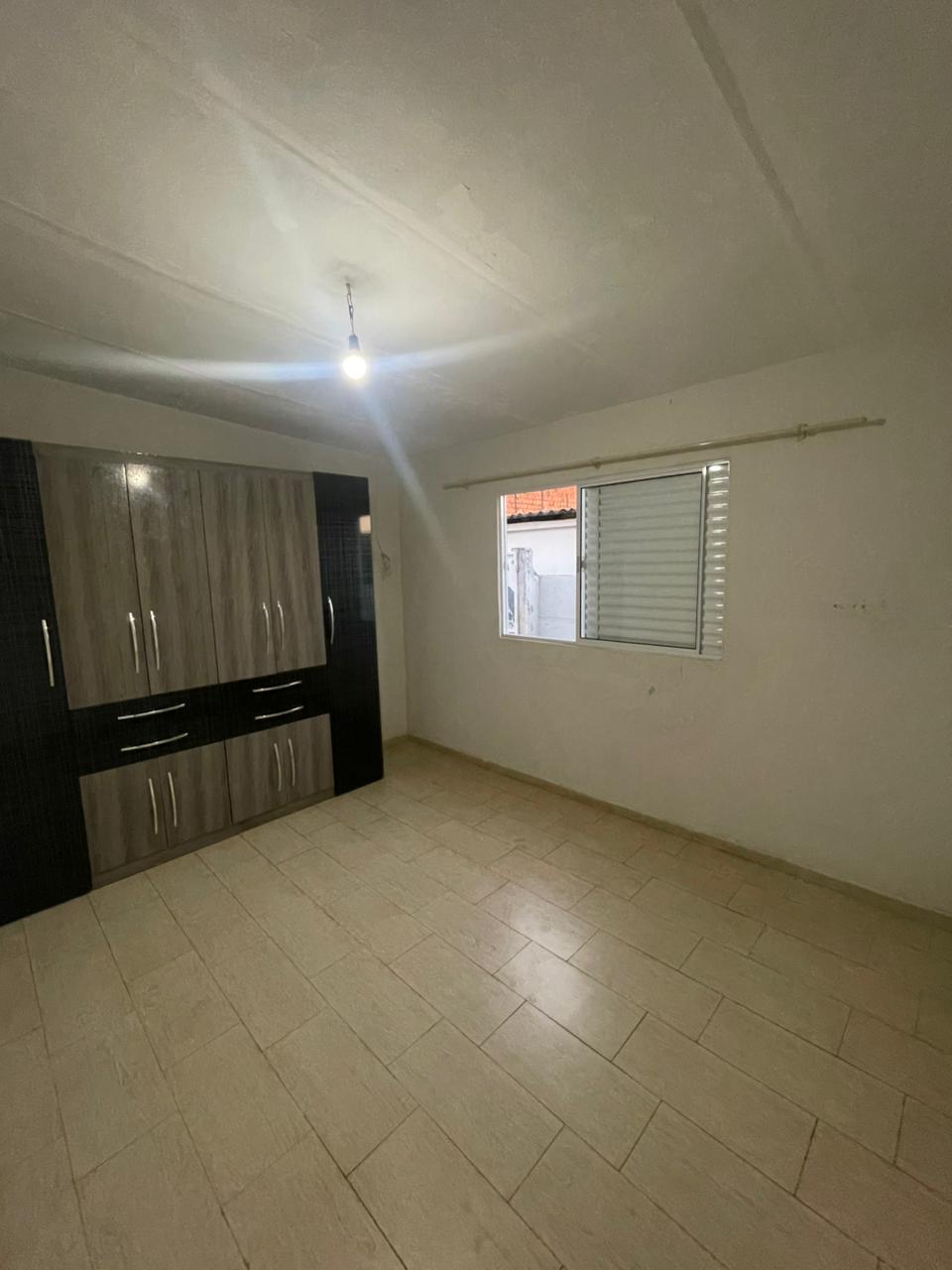 CASA A VENDA NO LEPORACE 3