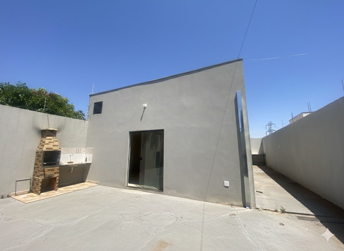 CASA A VENDA NO JÚLIO D`ELIA