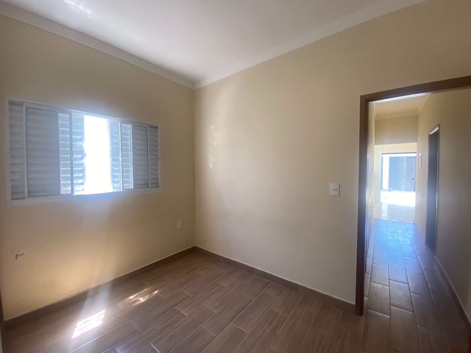 CASA A VENDA NO JÚLIO D`ELIA