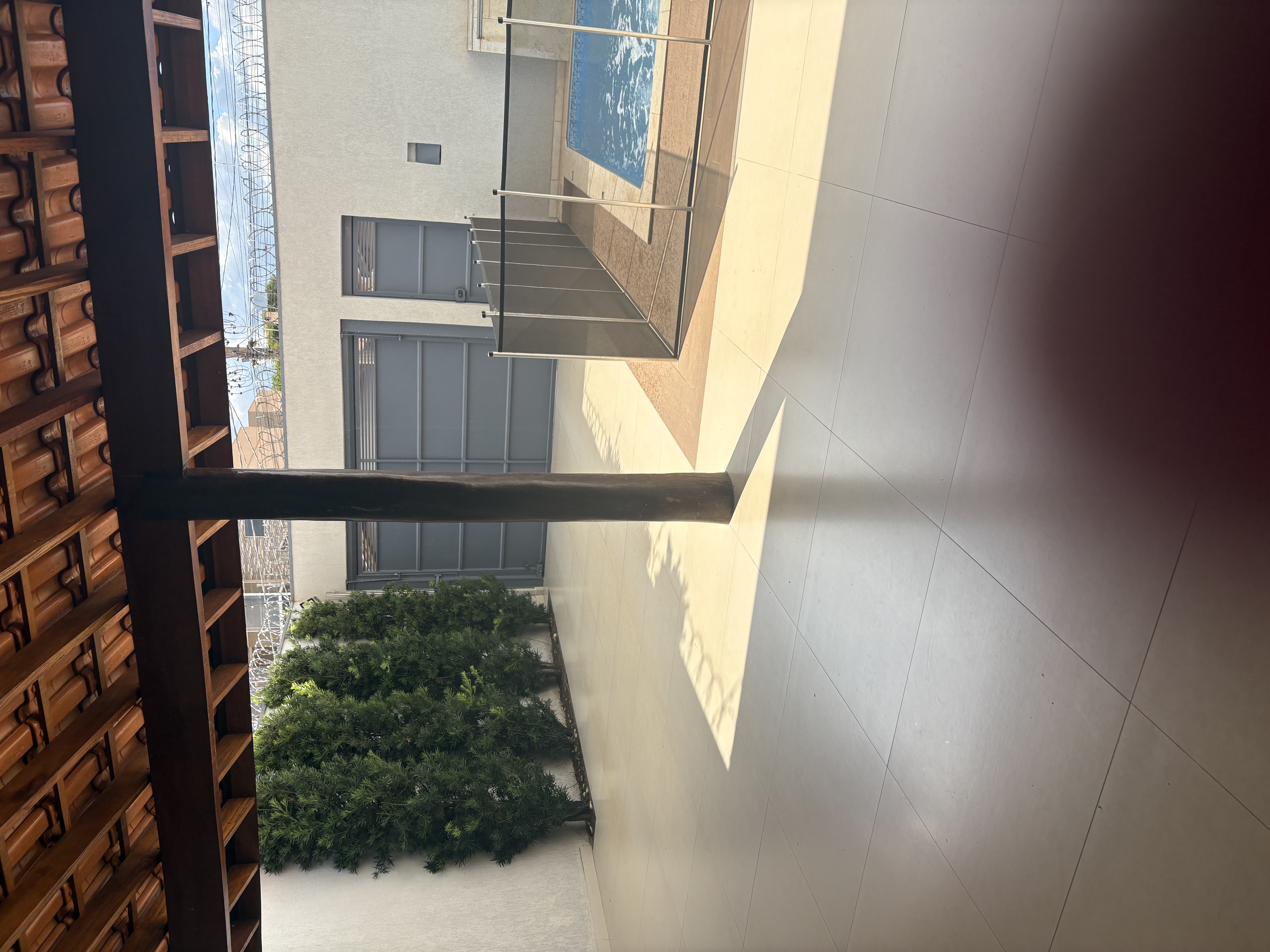 Casa com piscina residência Meireles 