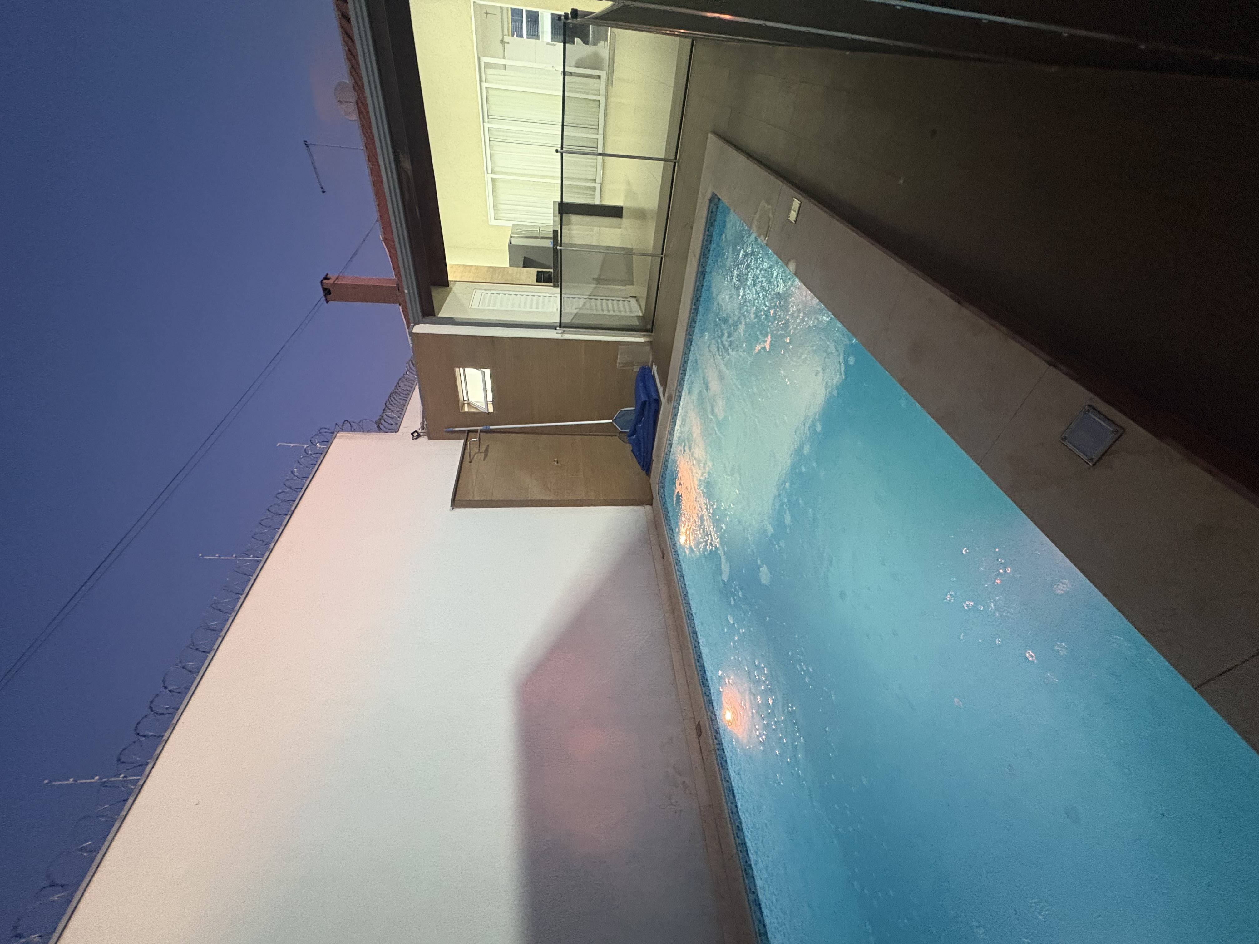 Casa com piscina residência Meireles 