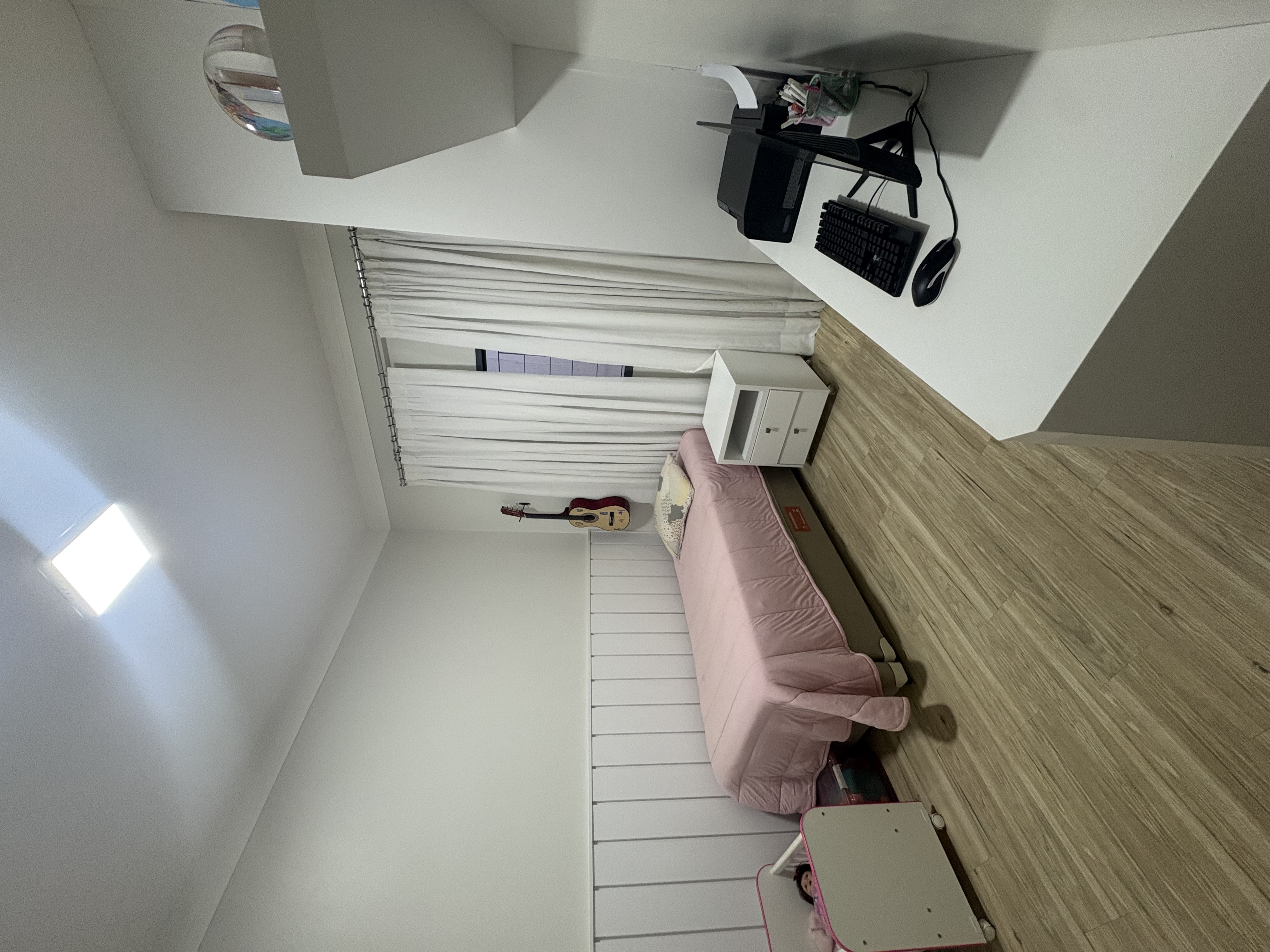 Casa com piscina residência Meireles 