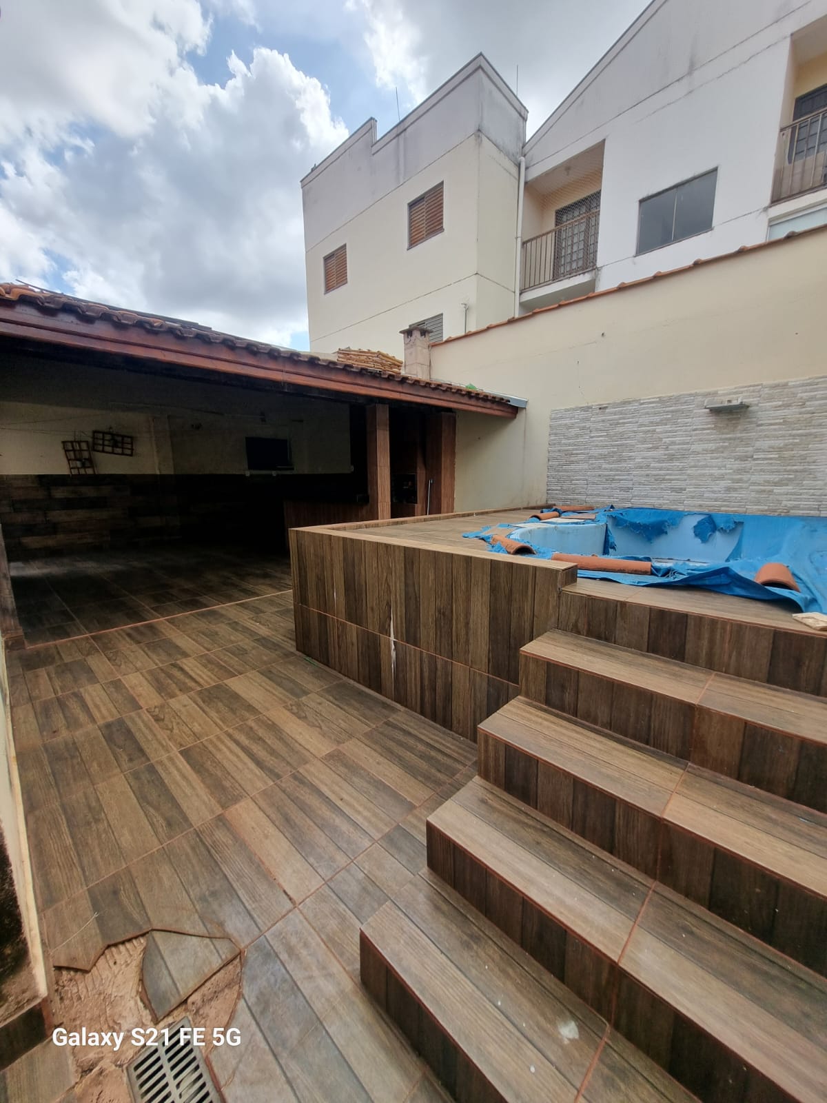 CASA A VENDA SOMENTE A VISTA JARDIM LUIZA 