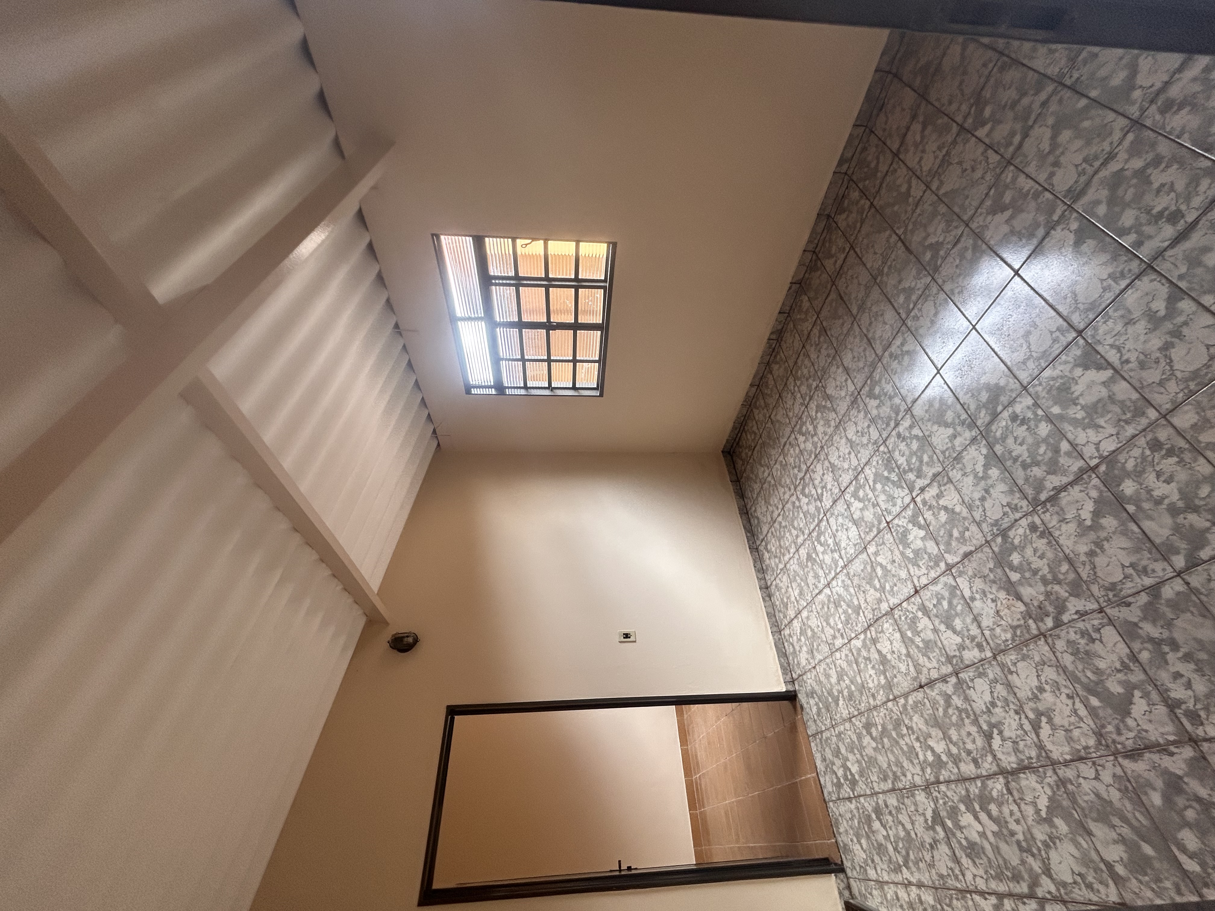 Casa à Venda no Santa Terezinha