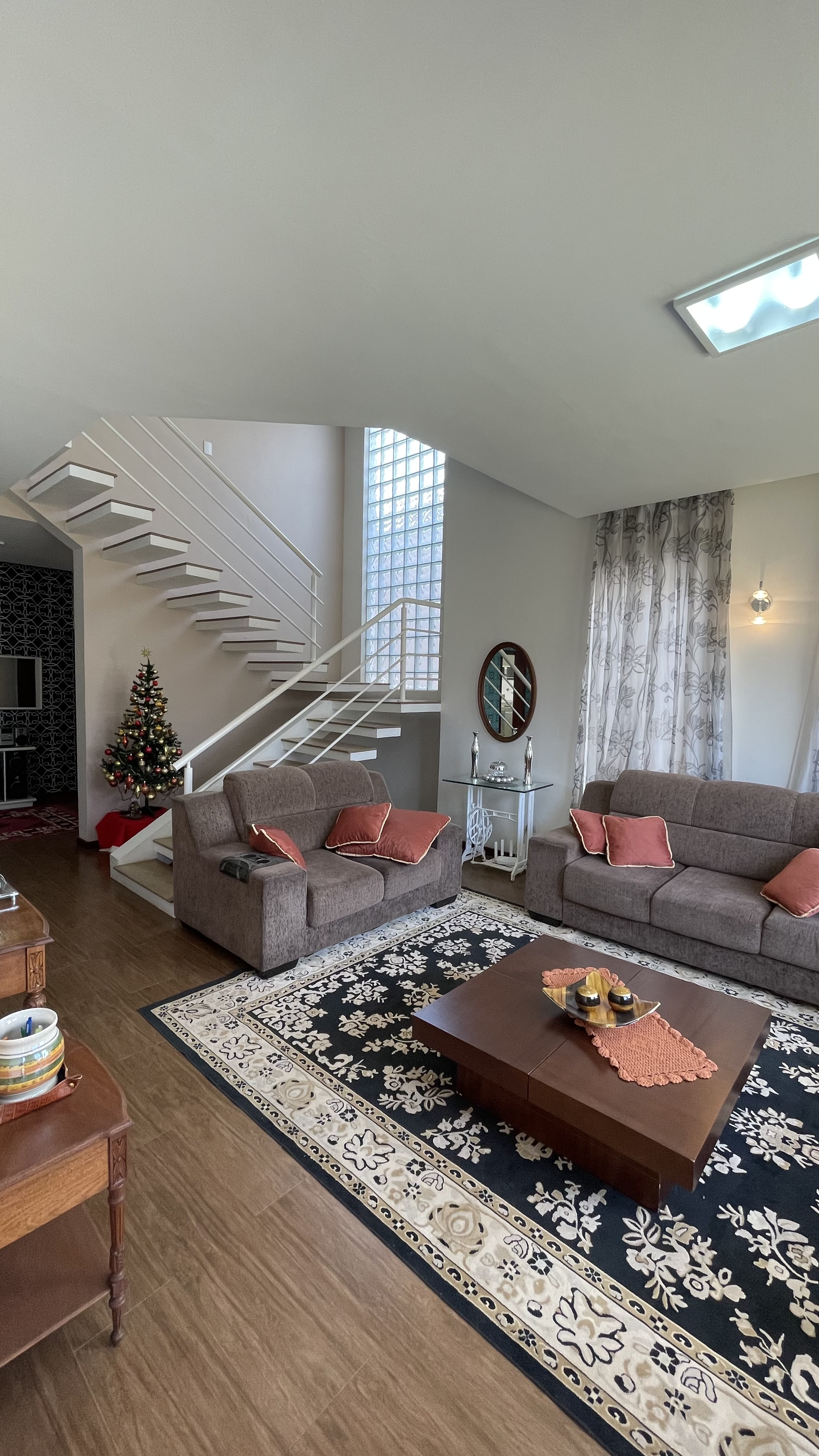 Casa Sobrado à Venda – Esplanada Primo Meneghetti