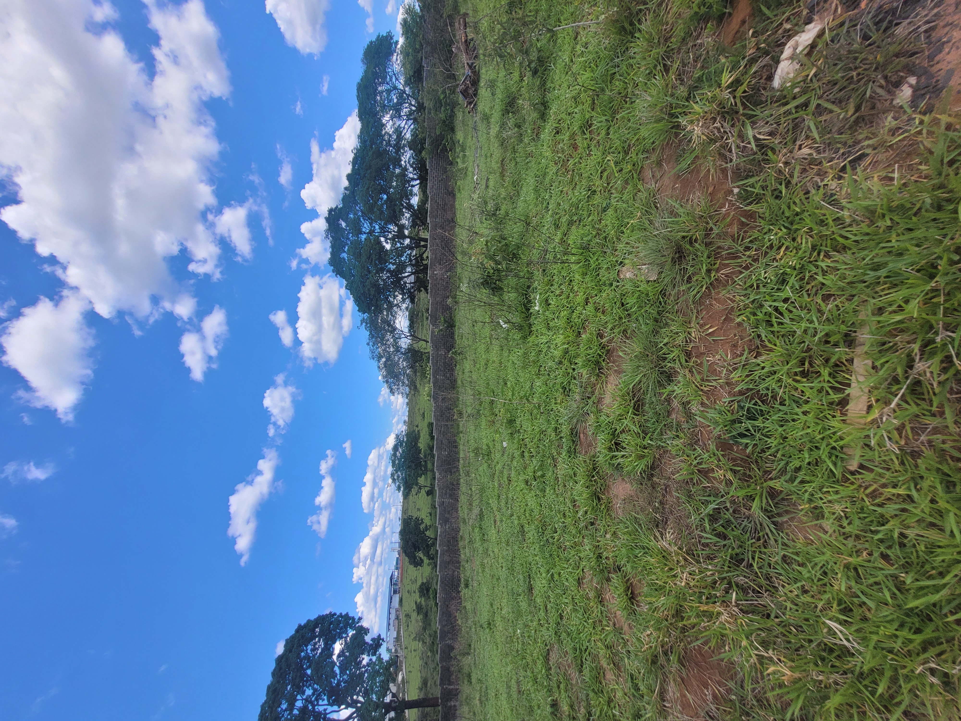 Terreno em Condomínio Fechado