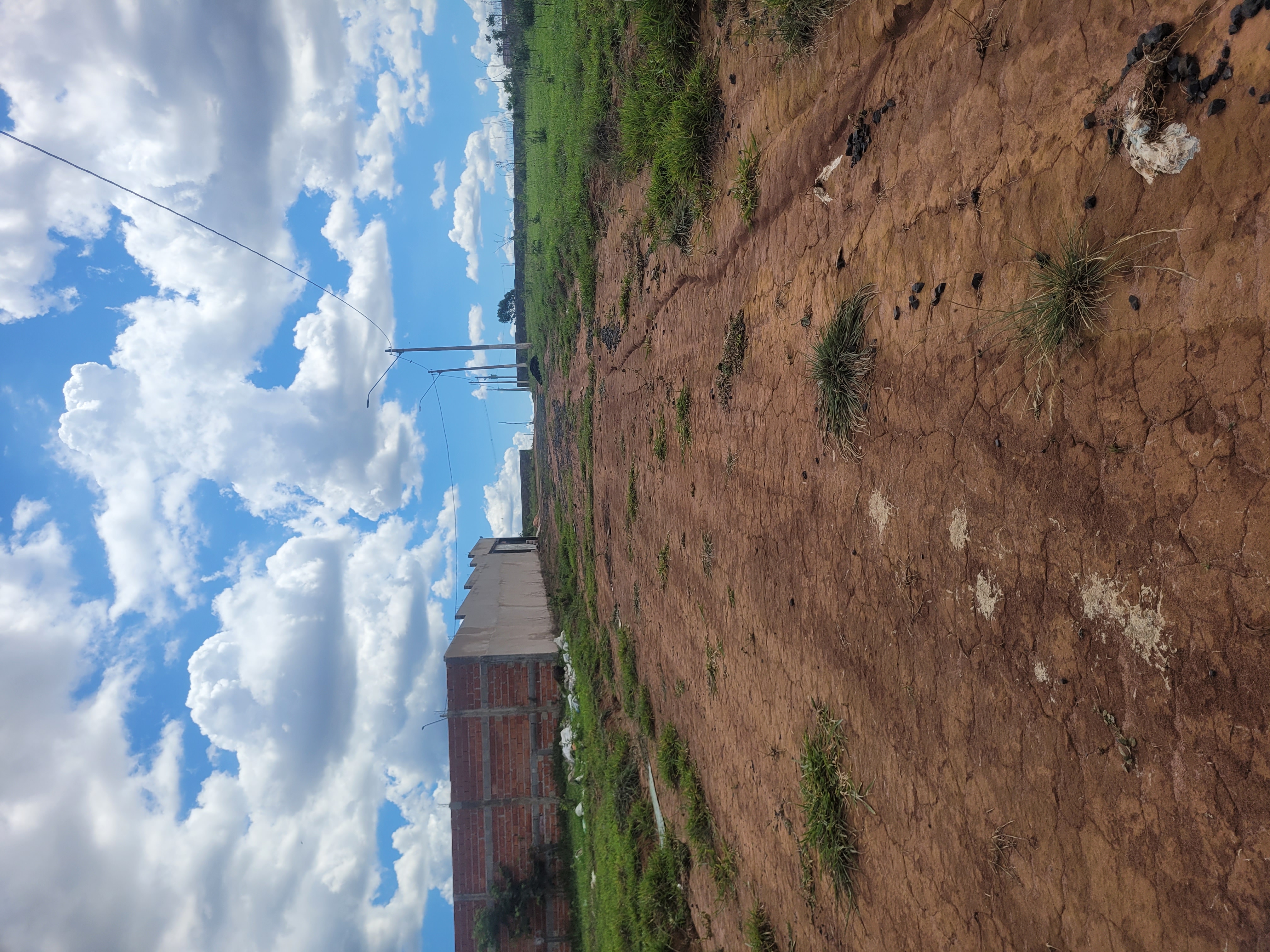 Terreno em Condomínio Fechado