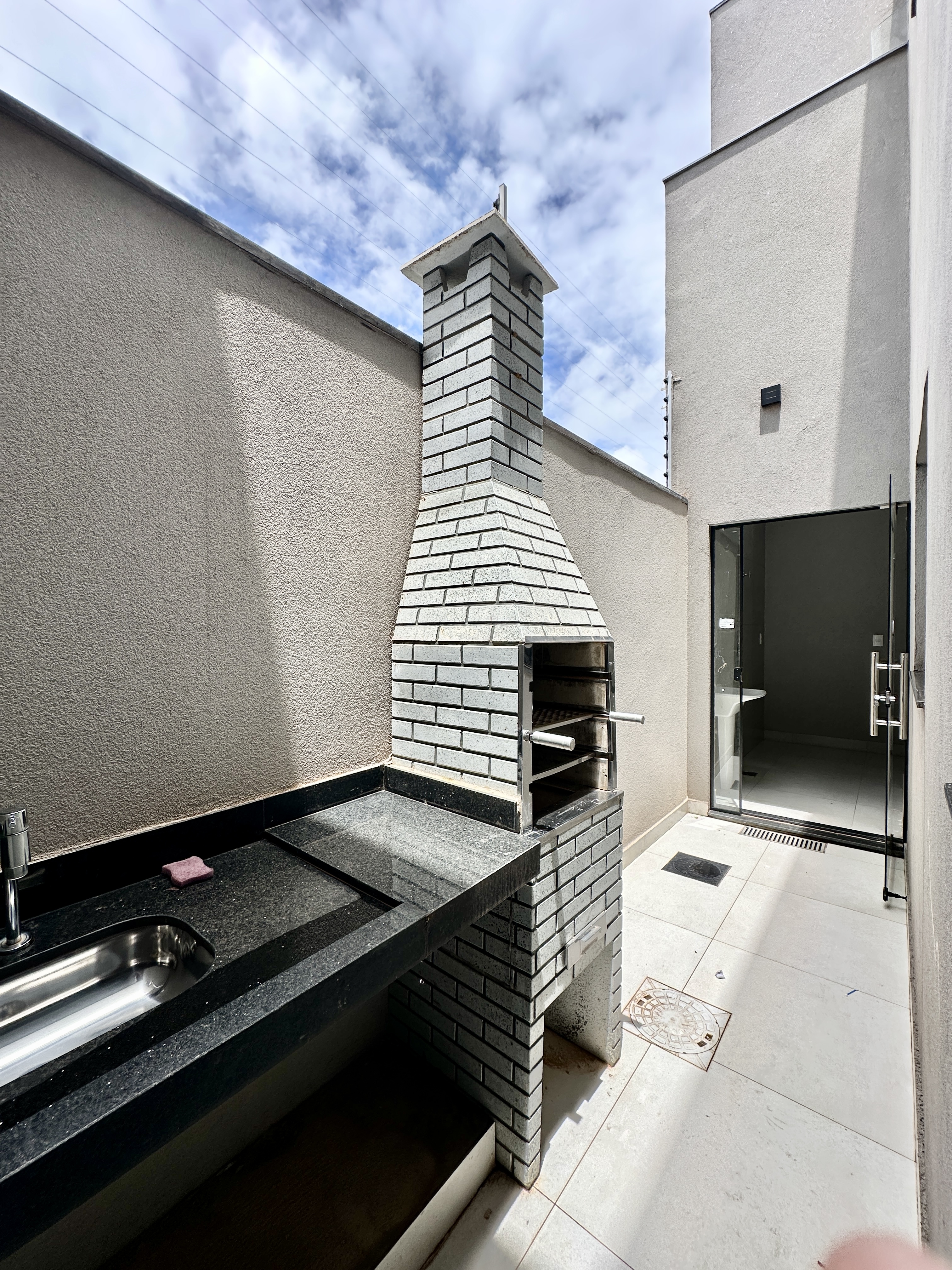 Apartamento Térreo à Venda – Jardim Botânico