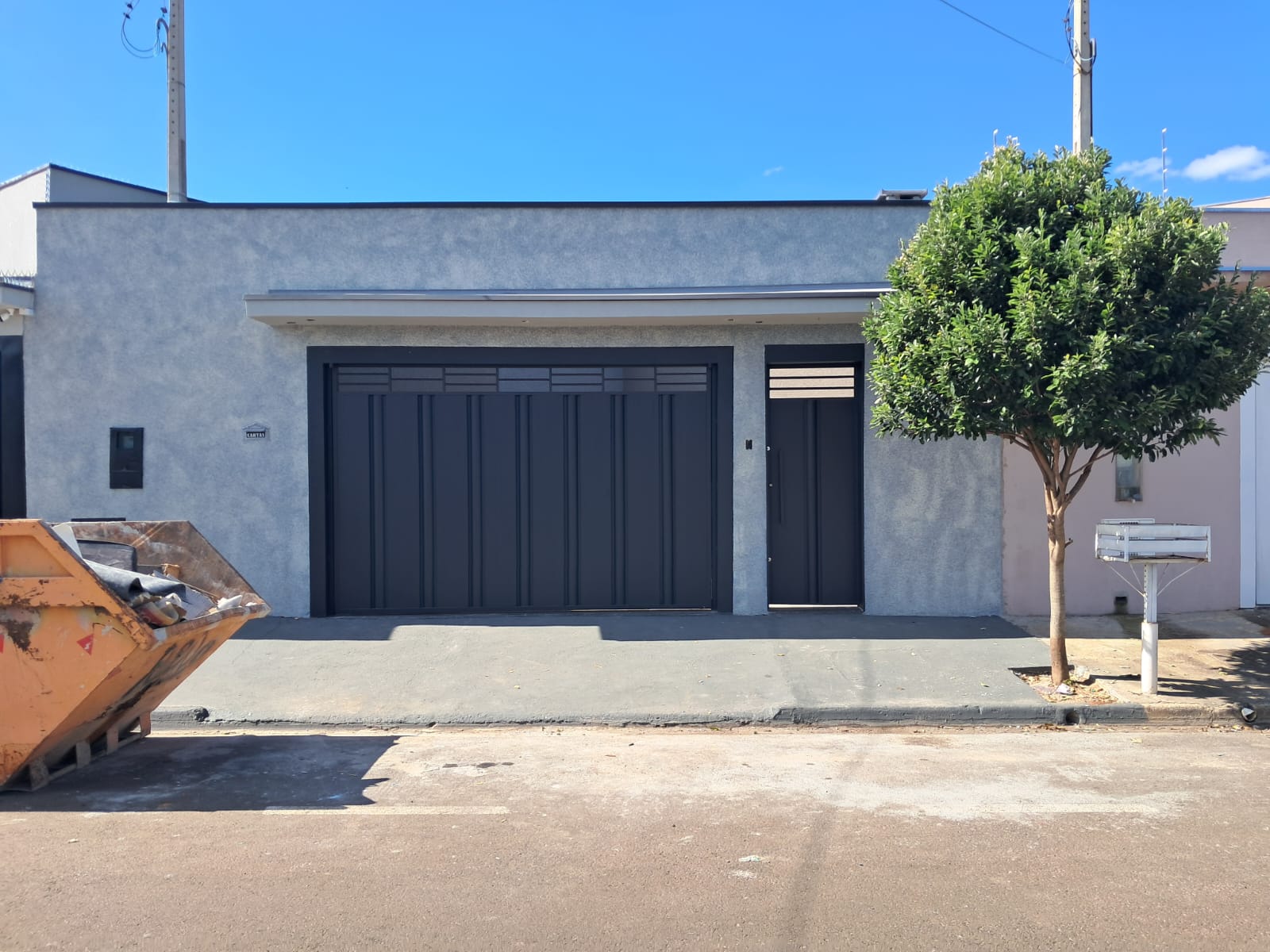 CASA A VENDA NO ZANETTI