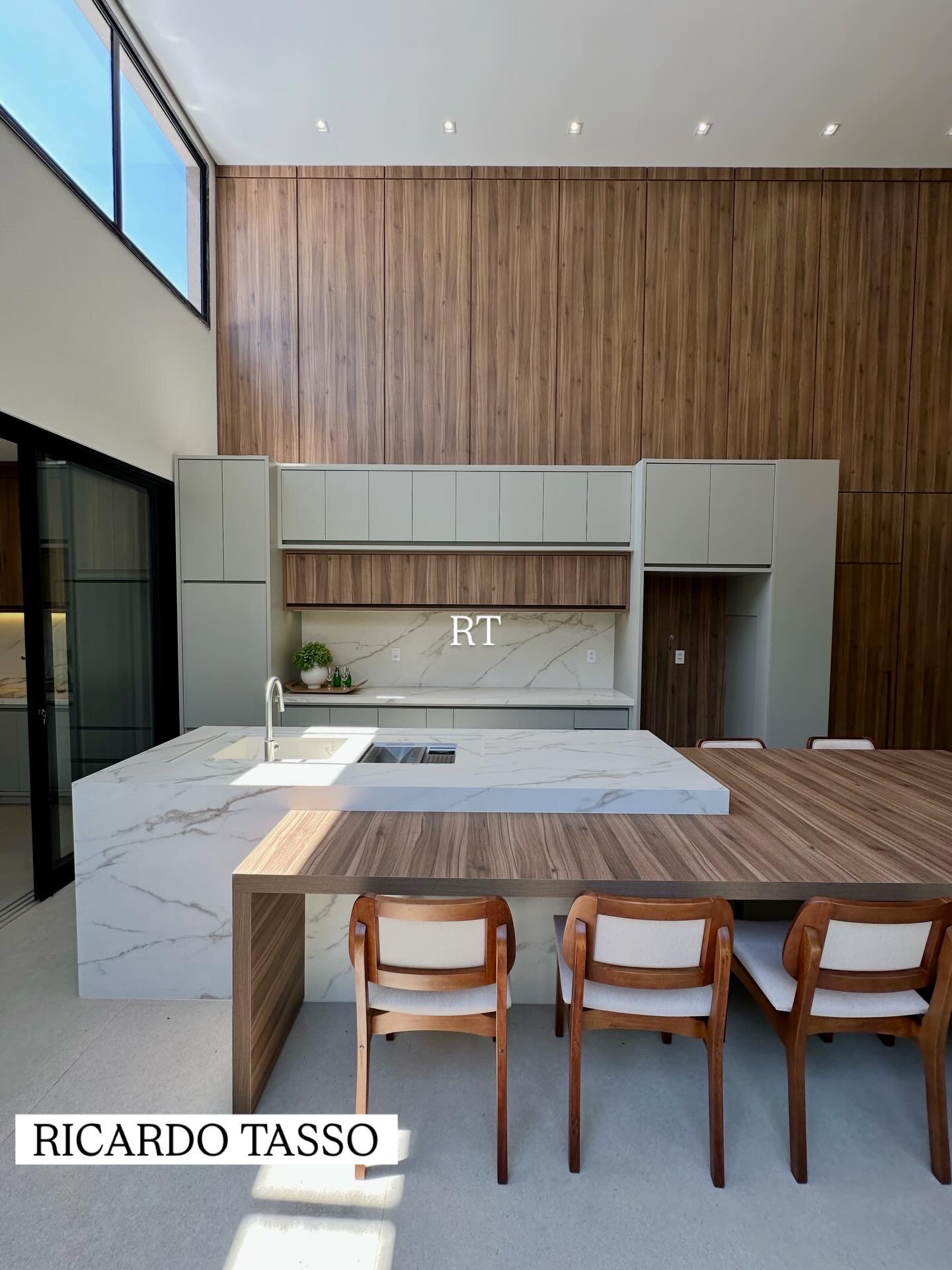 Casa à venda no Parque Franville