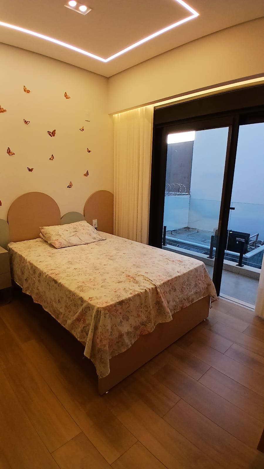 Sobrado Alto Padrão à Venda no Jardim Natal