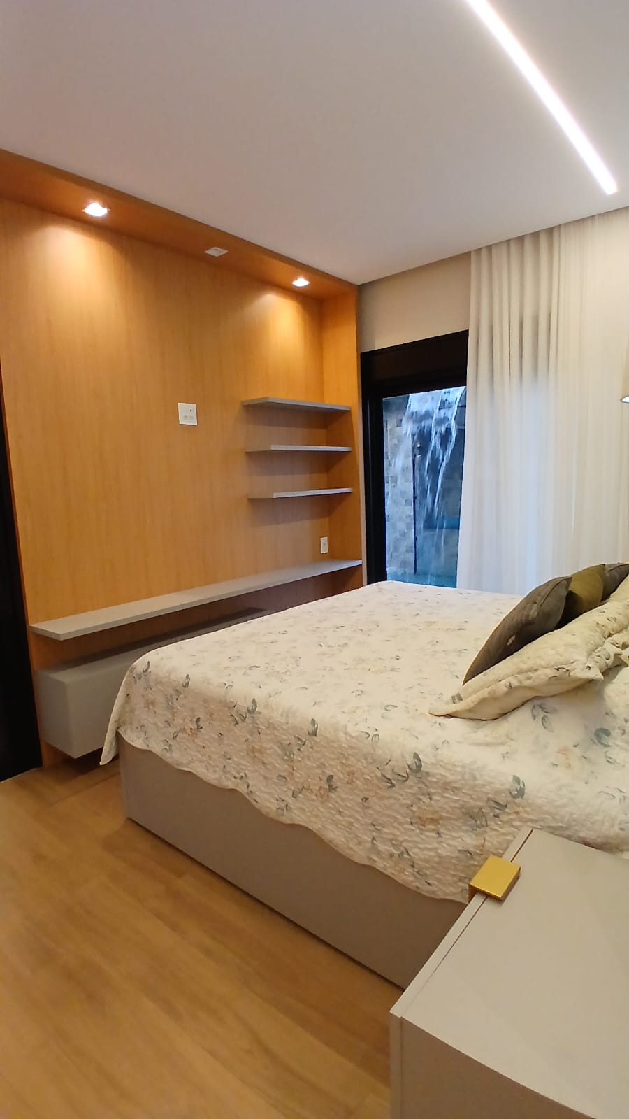 Sobrado Alto Padrão à Venda no Jardim Natal