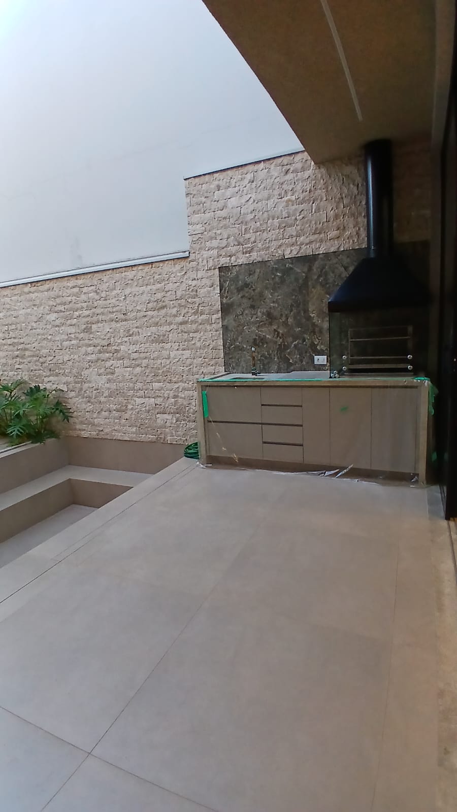 Sobrado Alto Padrão à Venda no Jardim Natal