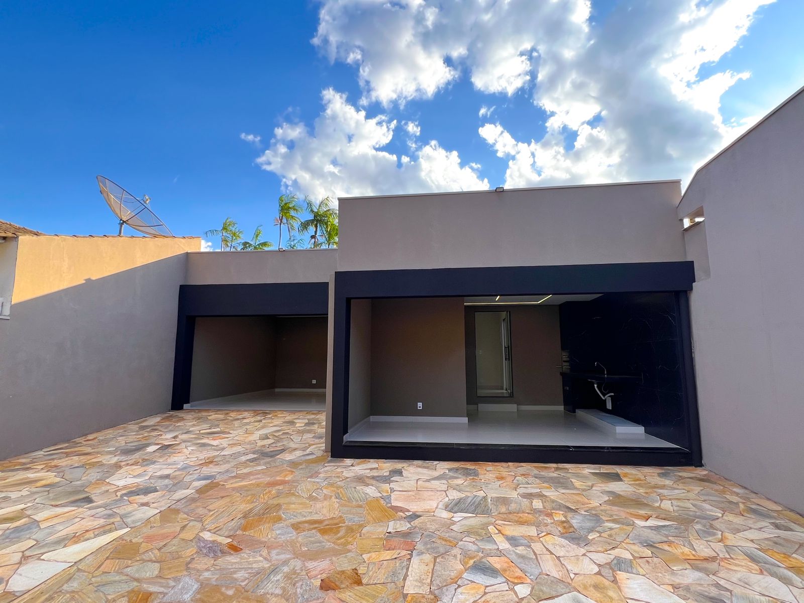 Imóvel à Venda em Jd Santa Adélia