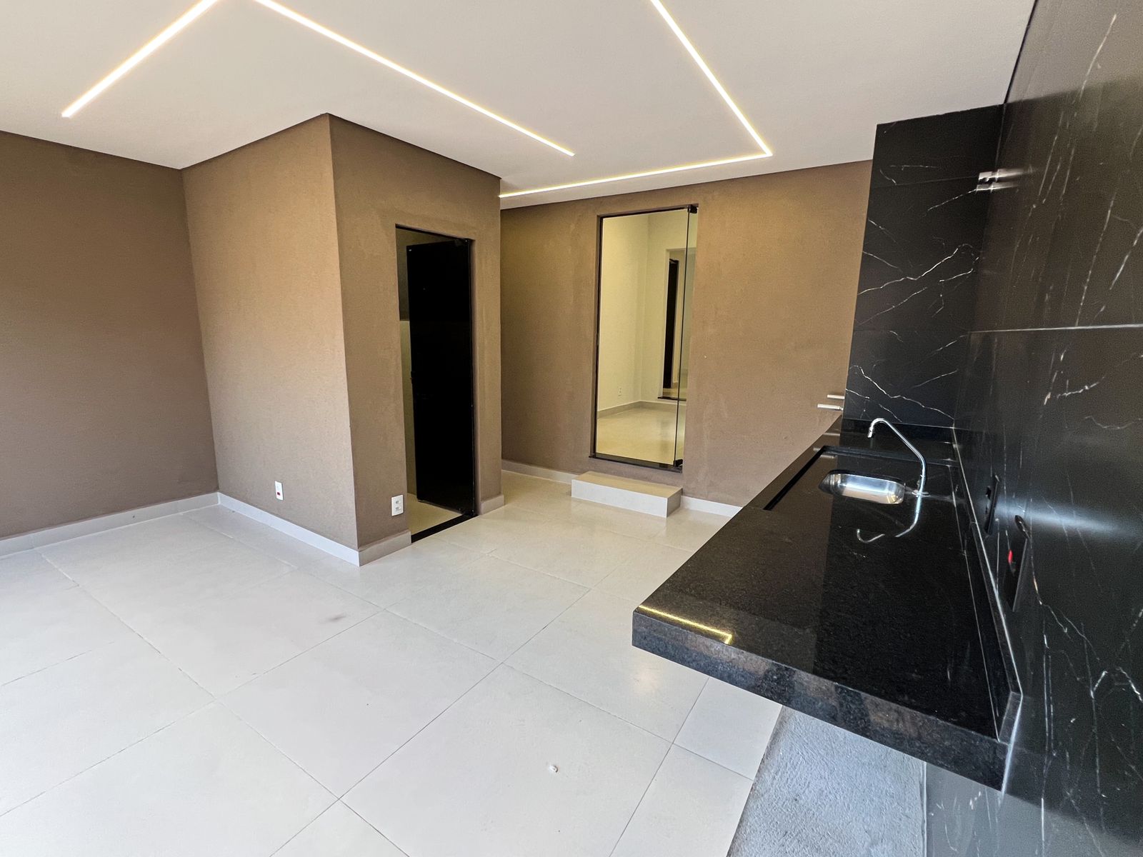 Imóvel à Venda em Jd Santa Adélia