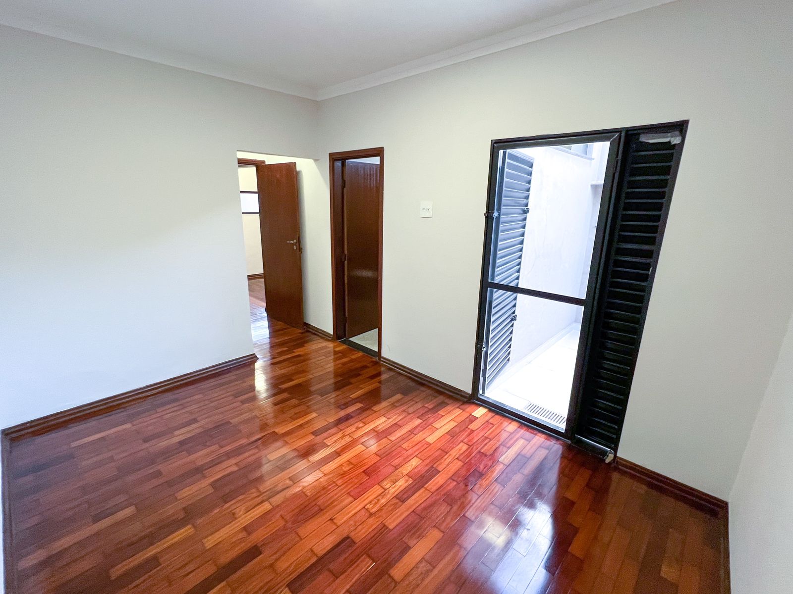 Imóvel à Venda em Jd Santa Adélia