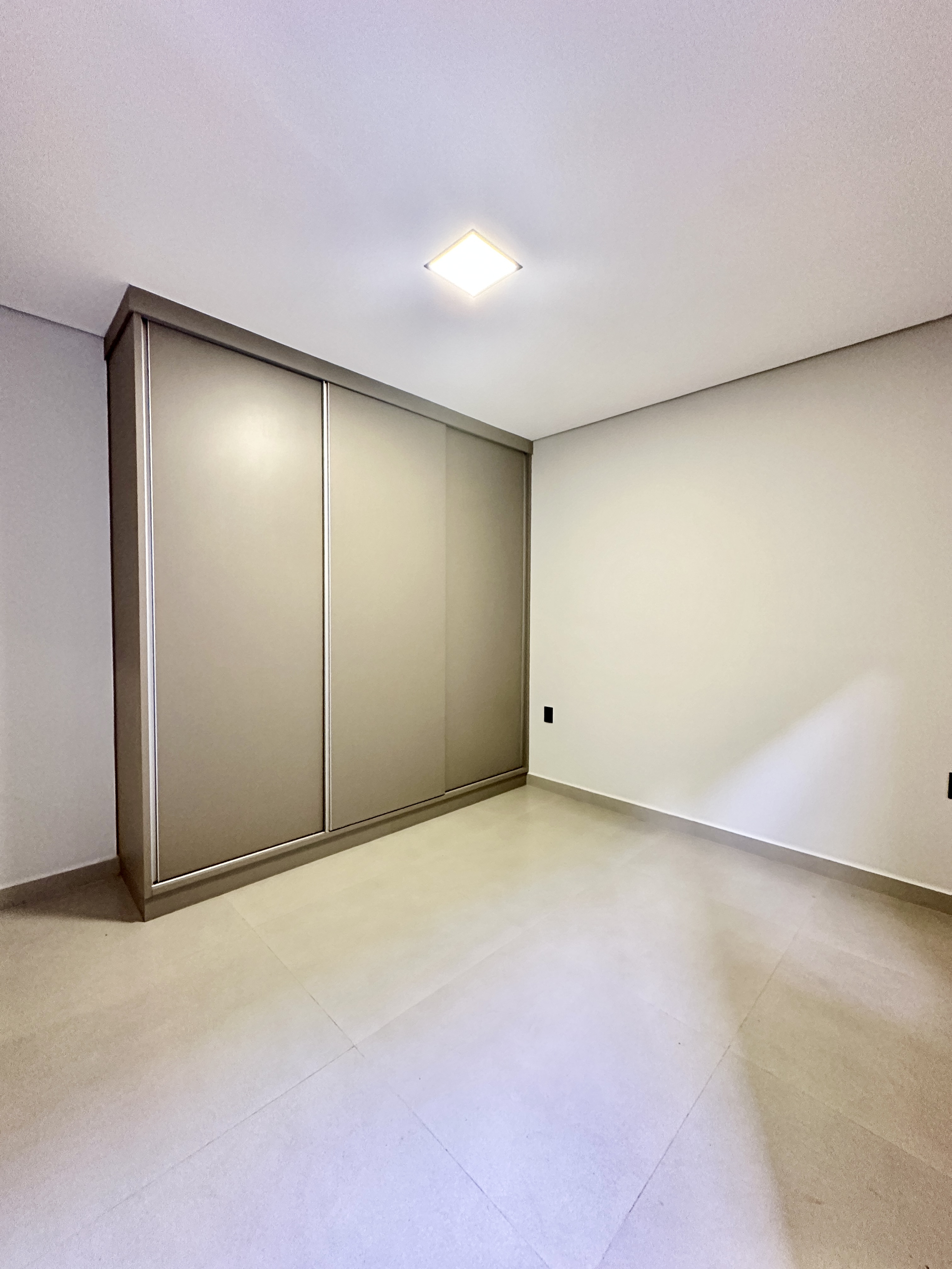 Apartamento Térreo à Venda no Jardim Botânico