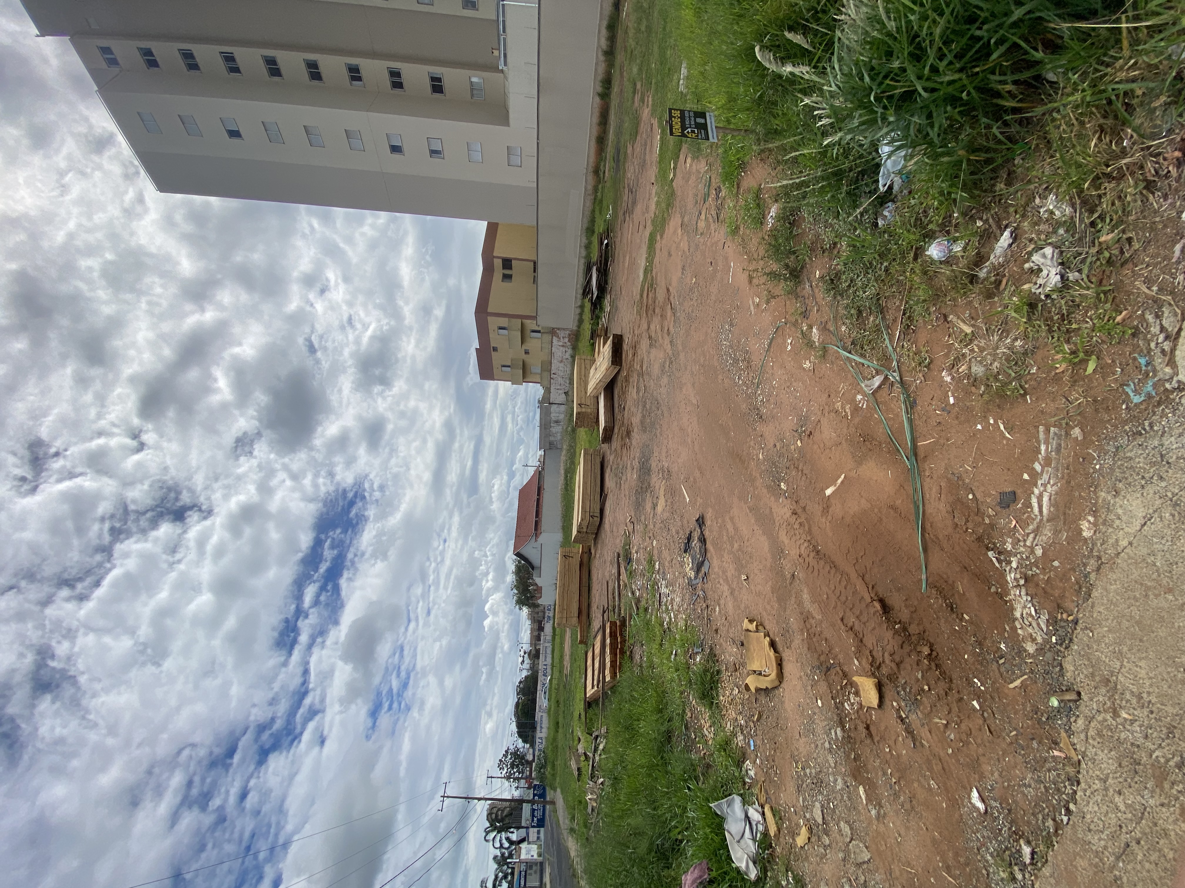 Terreno à Venda no Jardim Integração