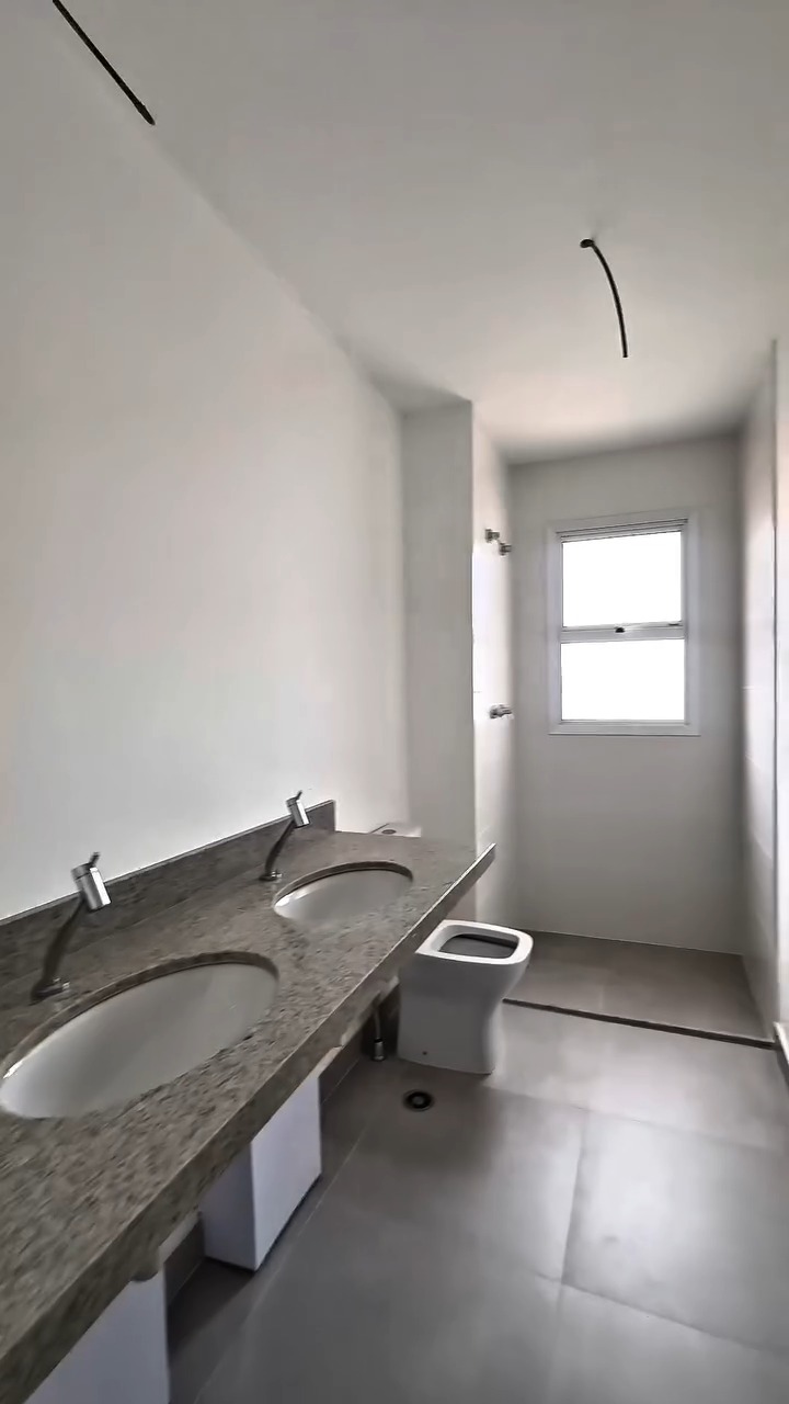 Apartamento à Venda no Centro