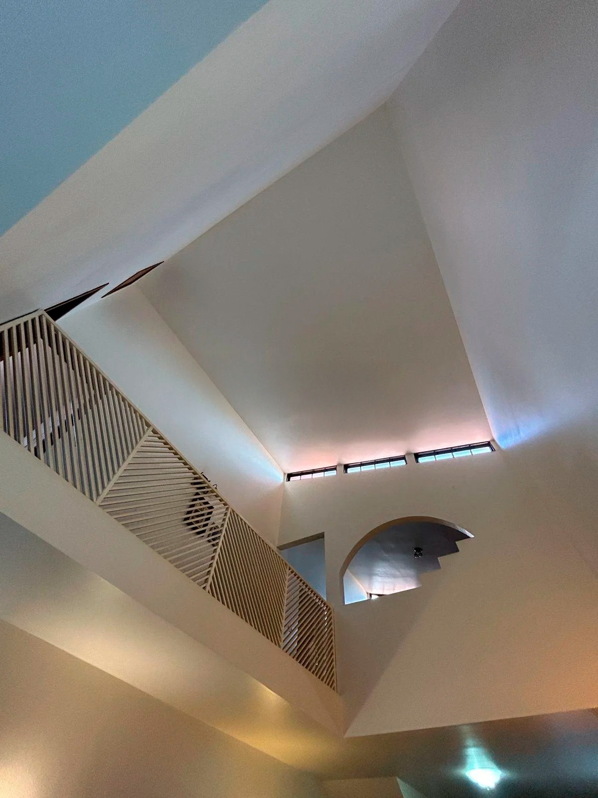 Sobrado de Alto Padrão à Venda