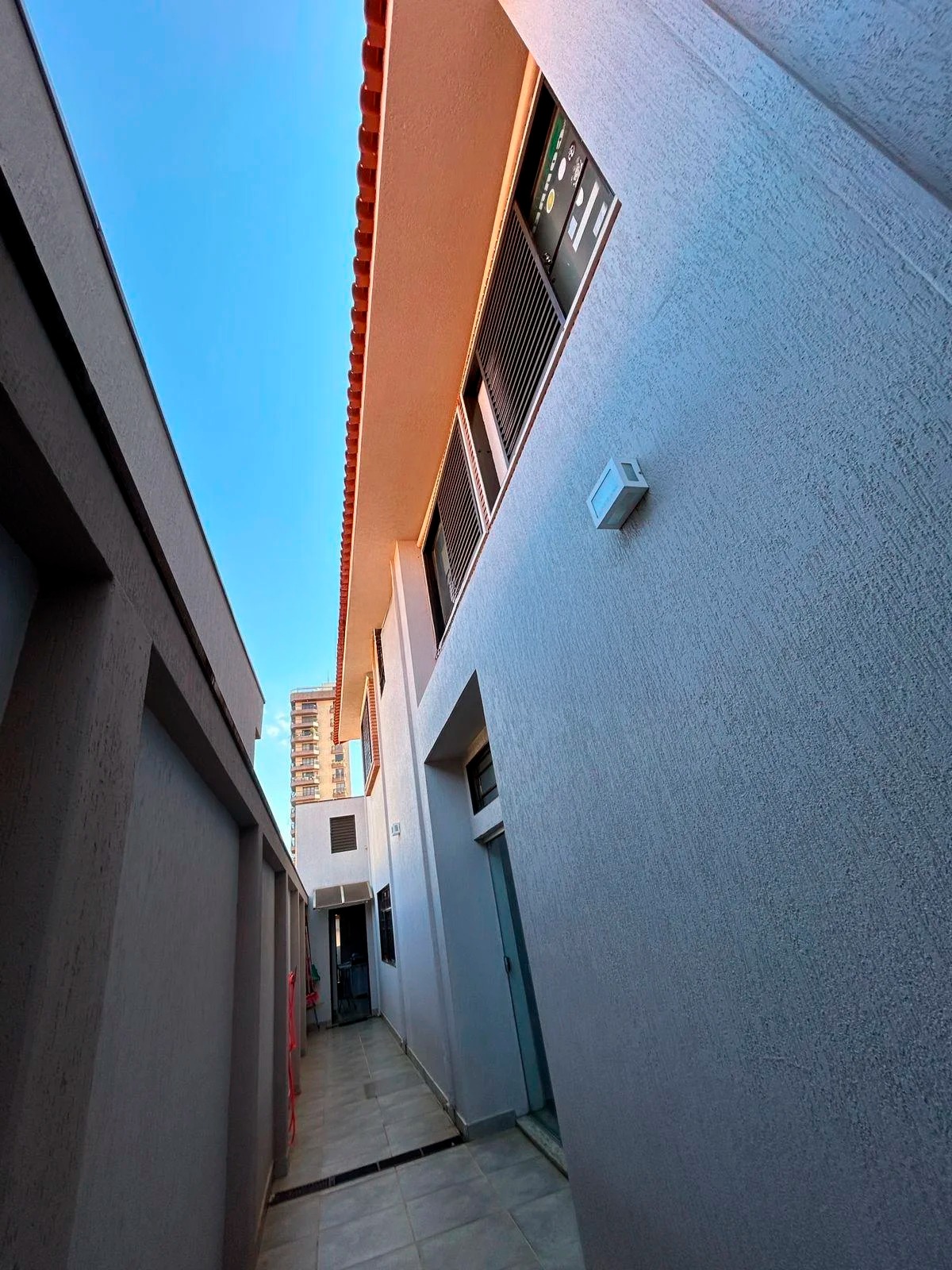 Sobrado de Alto Padrão à Venda