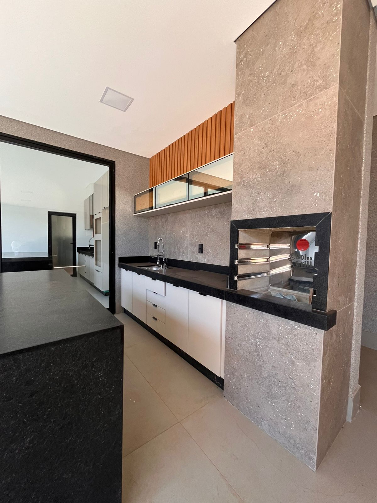 Casa à Venda no Jardim Natal