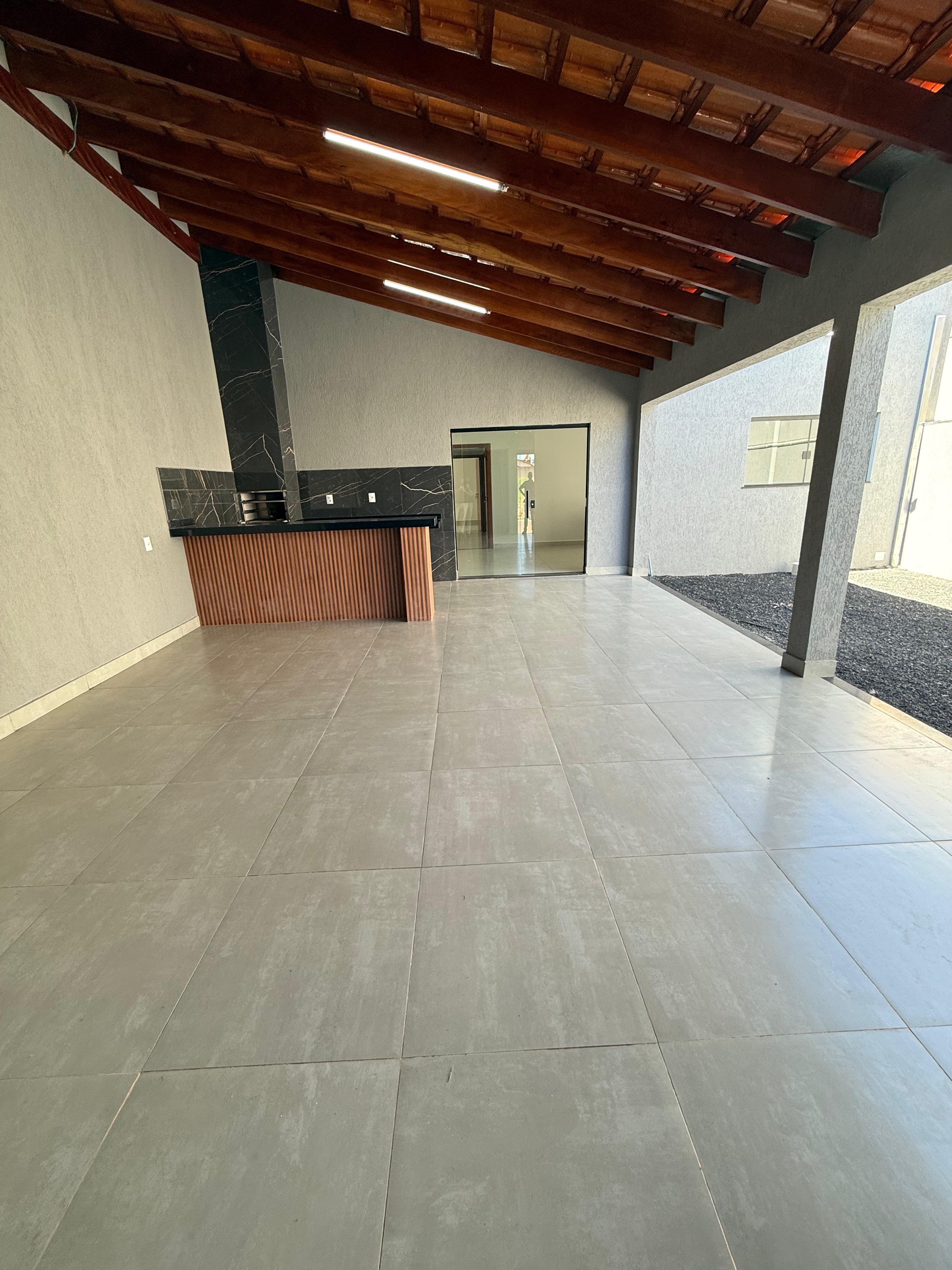 Casa a Venda no Quinta do Oeste