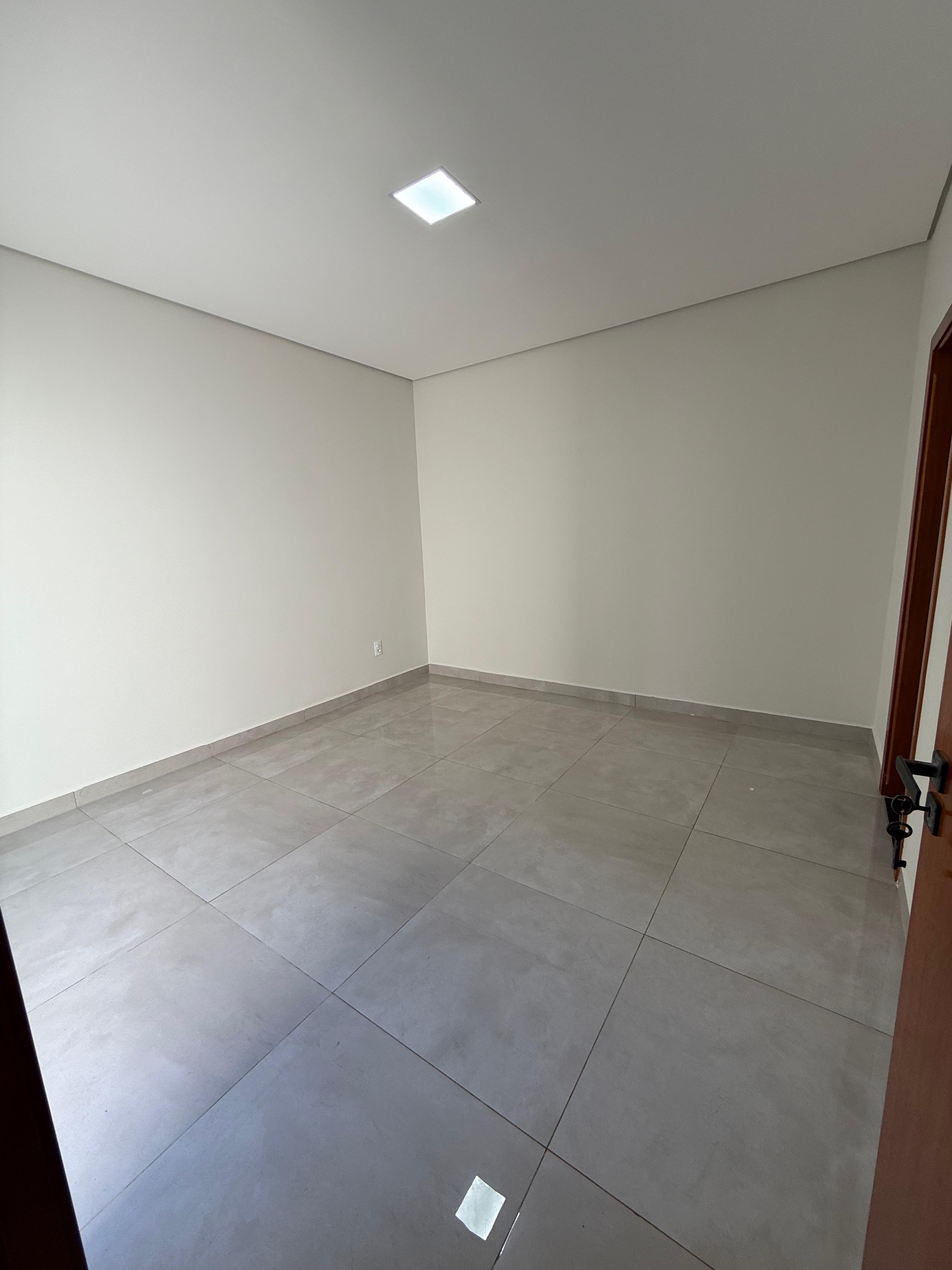 Casa a Venda no Quinta do Oeste