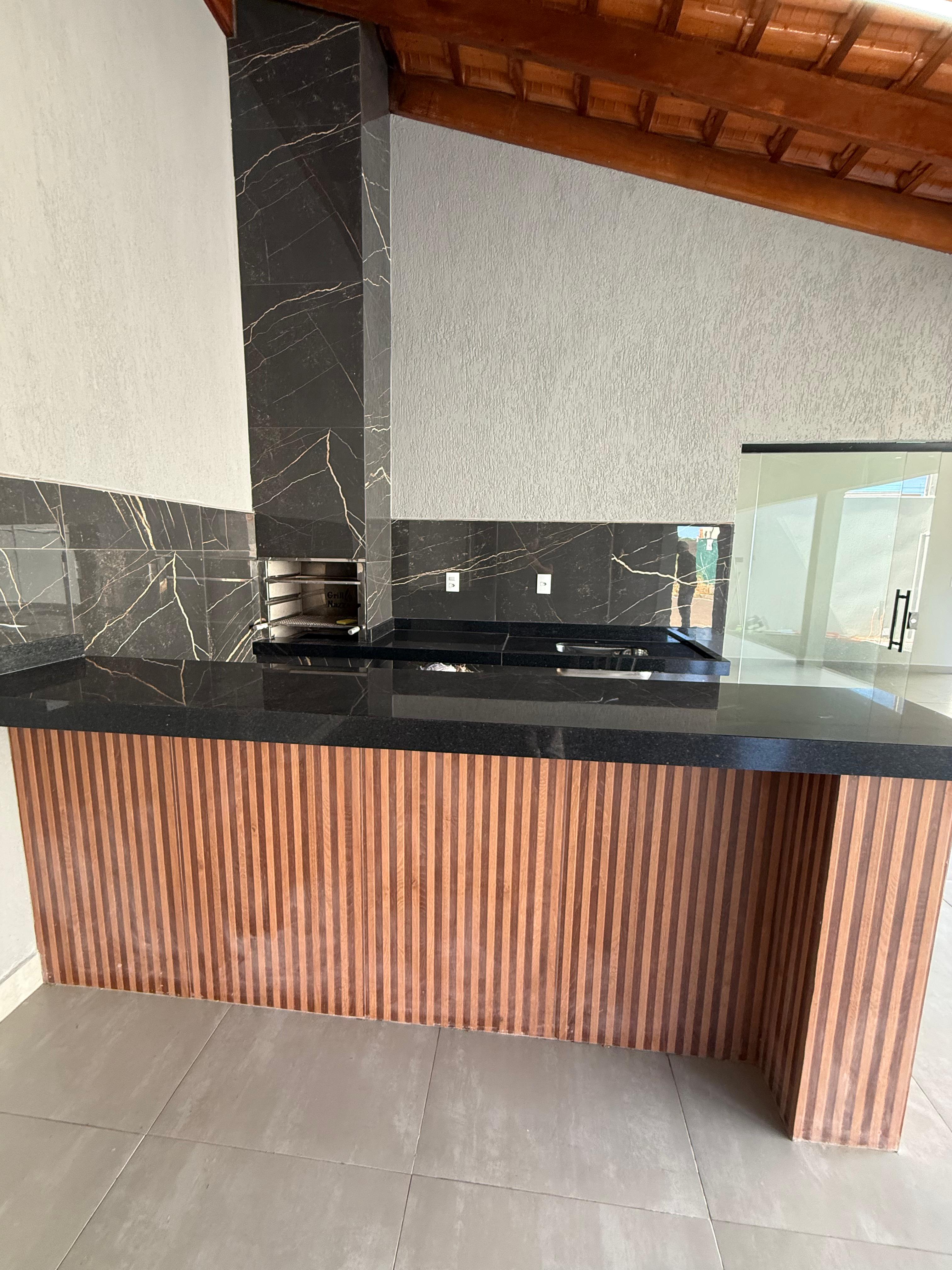 Casa a Venda no Quinta do Oeste