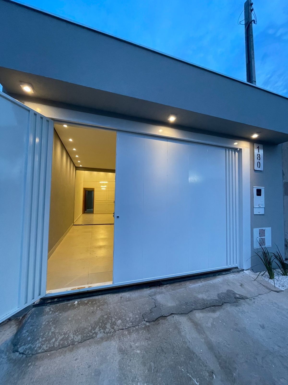 Casa à Venda no Jardim Elimar