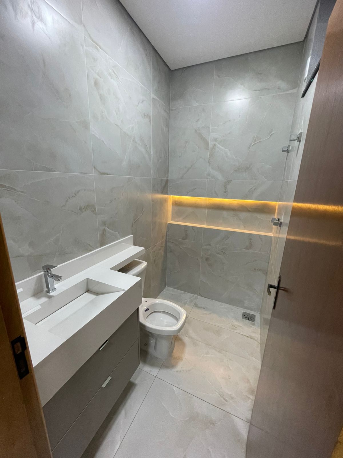 Casa à Venda no Jardim Elimar