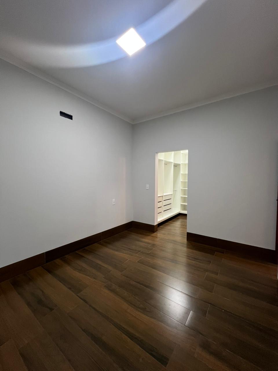 Casa à Venda no Jardim Natal