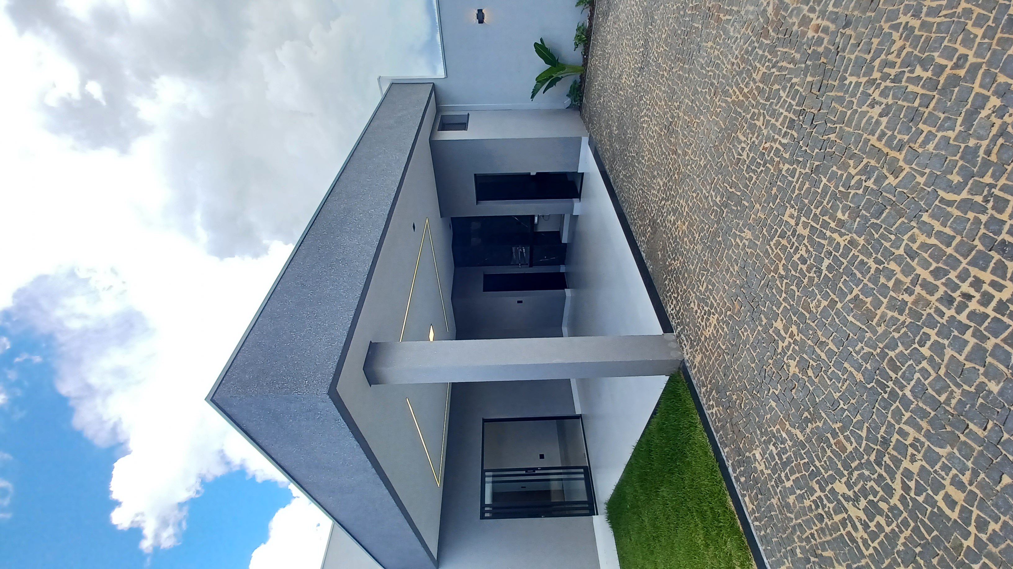 Casa à Venda no Parque dos Coqueiros