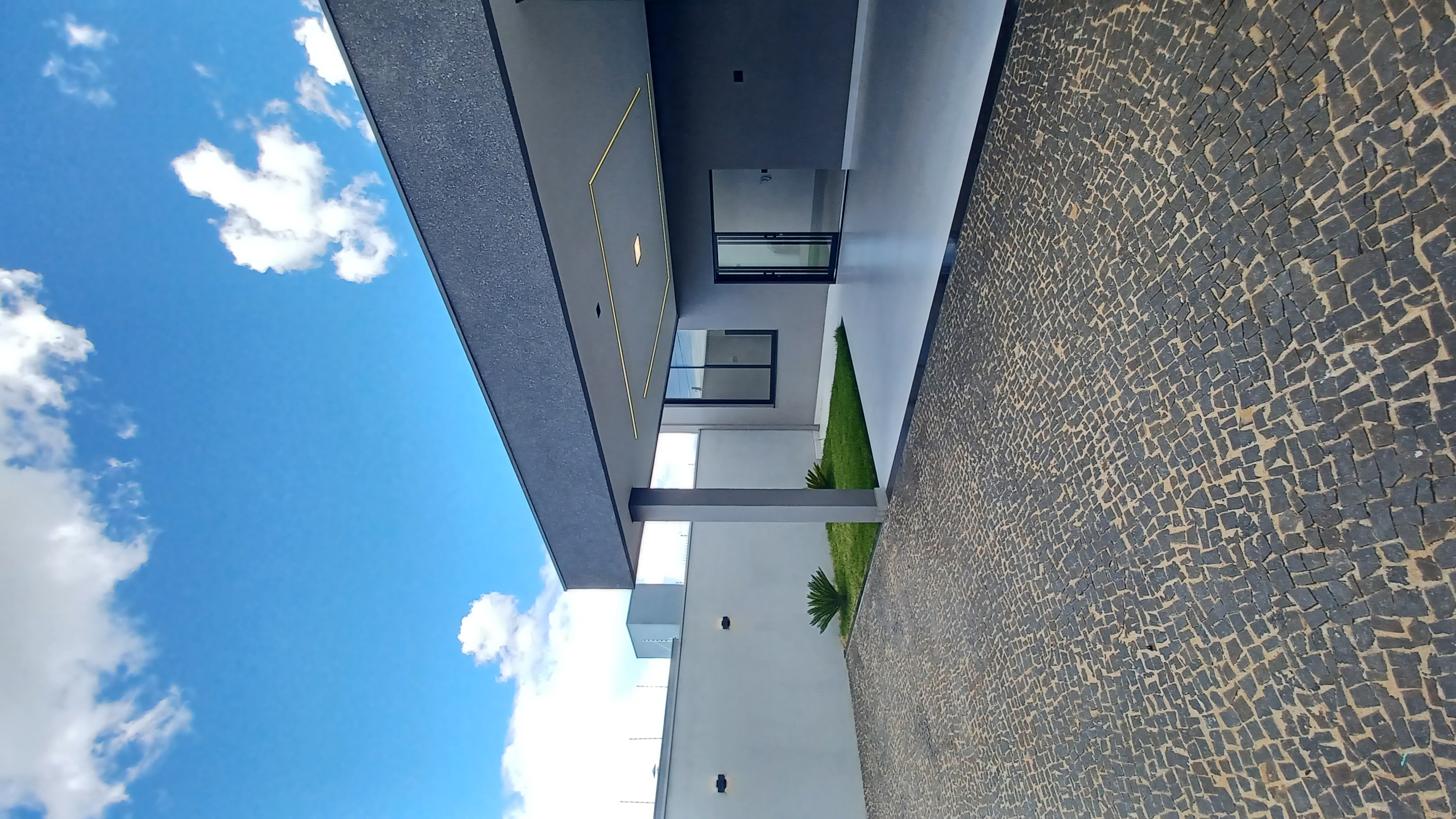 Casa à Venda no Parque dos Coqueiros