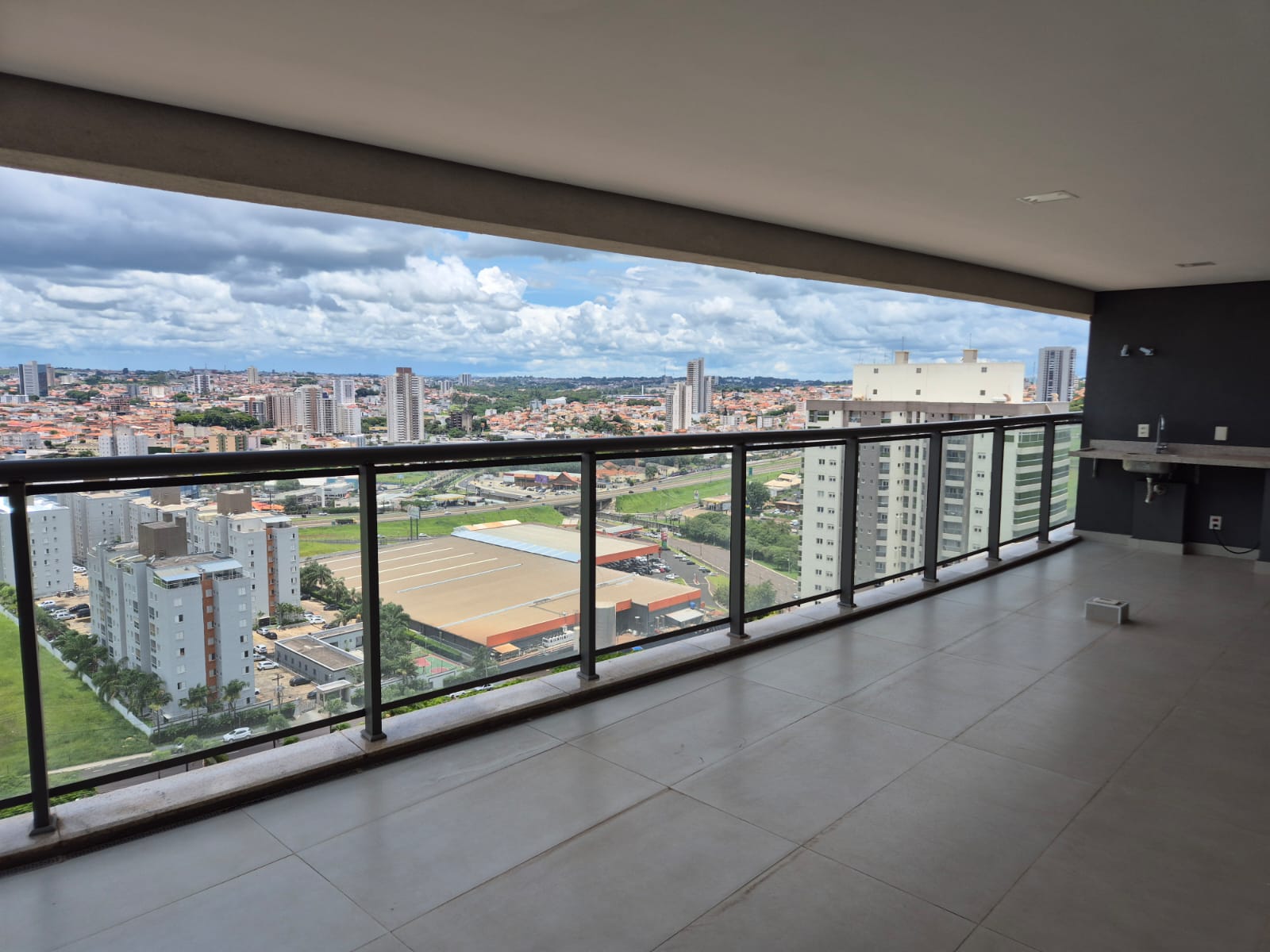 Apartamento à Venda no Residencial Amazonas