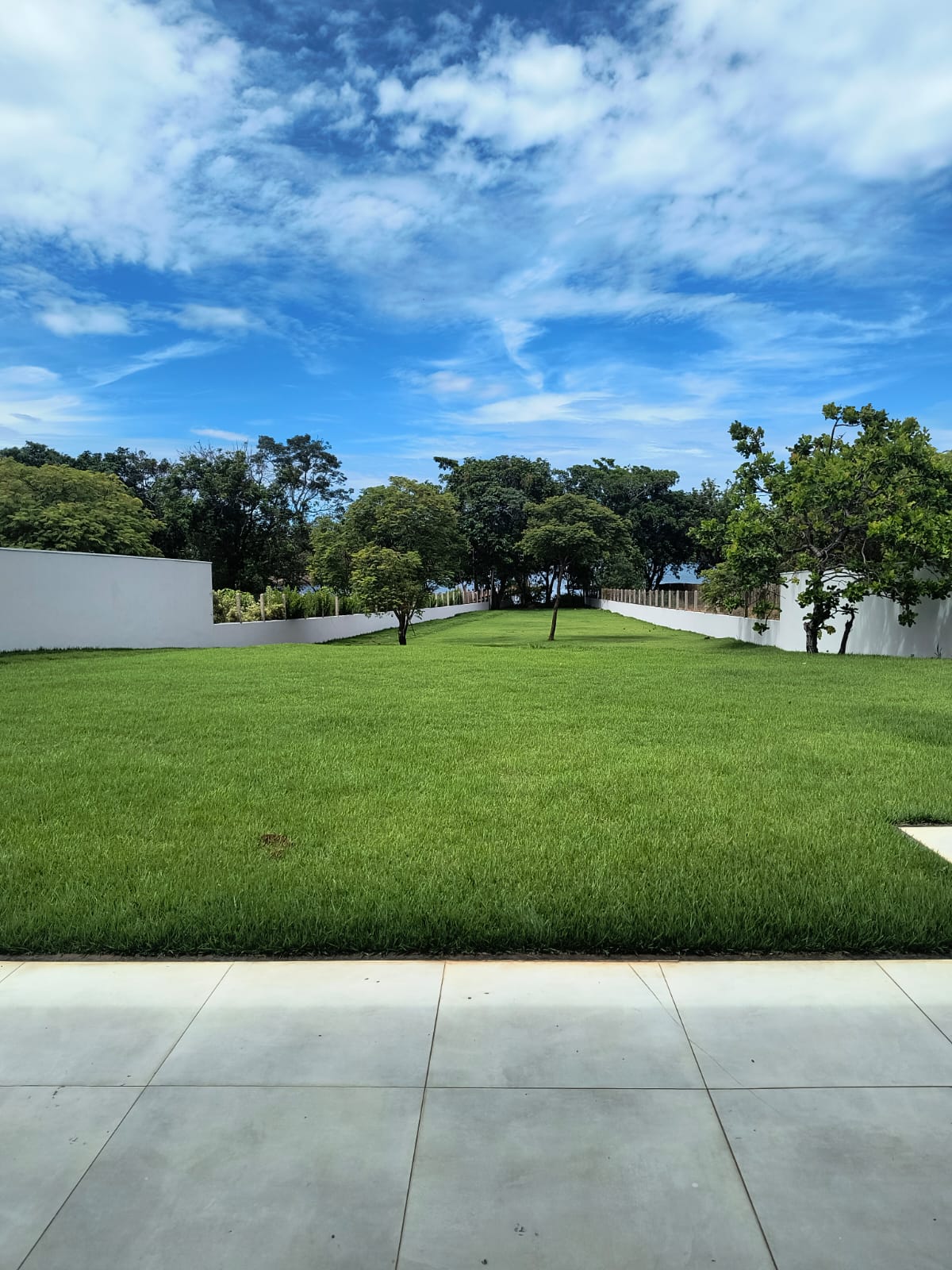Rancho à Venda no Condomínio Lago do Sol
