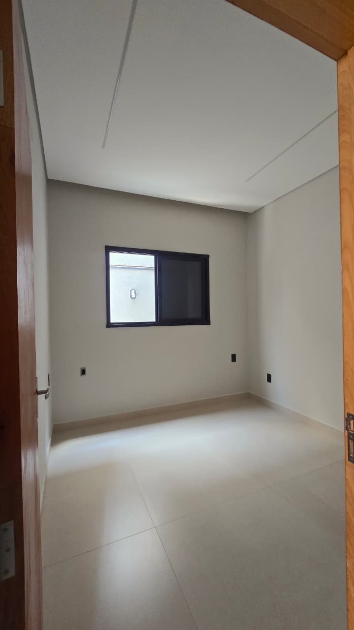 Casa à Venda no Jardim Natal