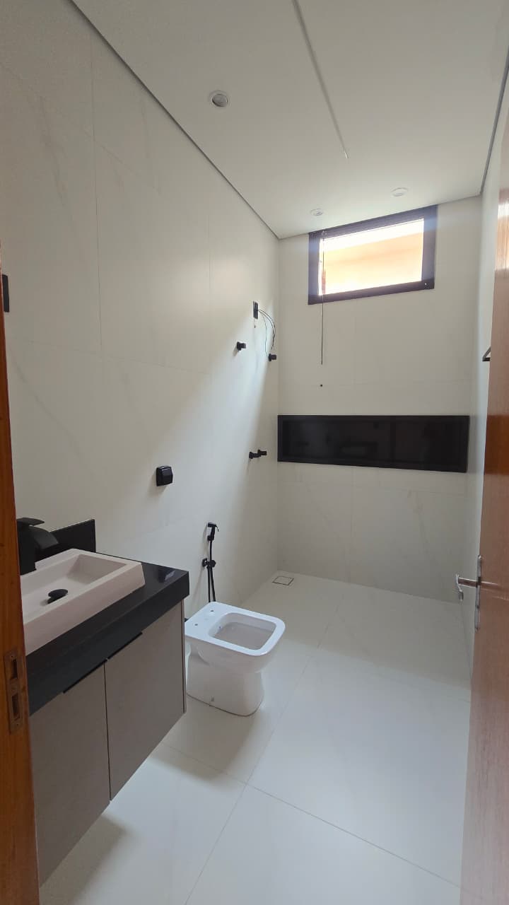 Casa à Venda no Jardim Natal