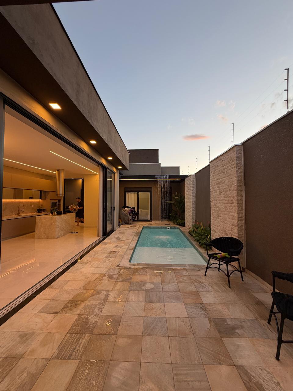 Casa à venda de alto padrão no Jardim integração 