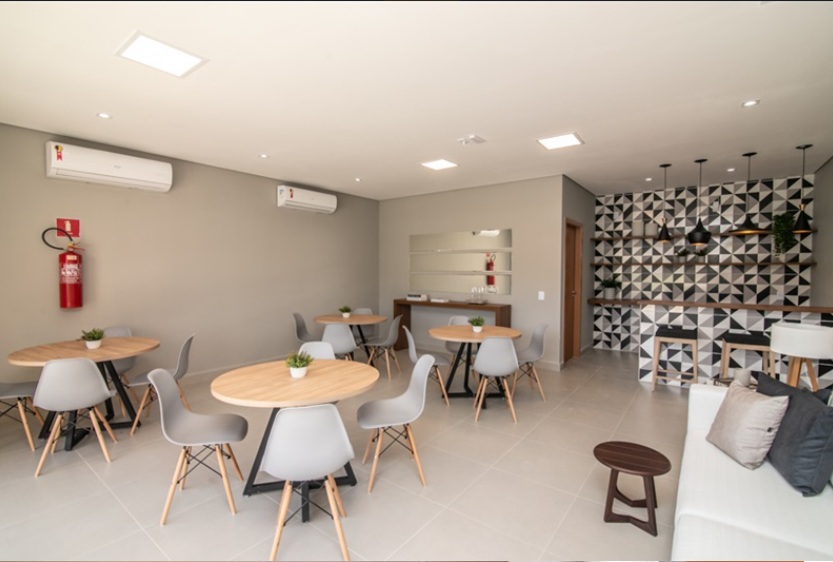 Apartamento à Venda na Vila Nicácio