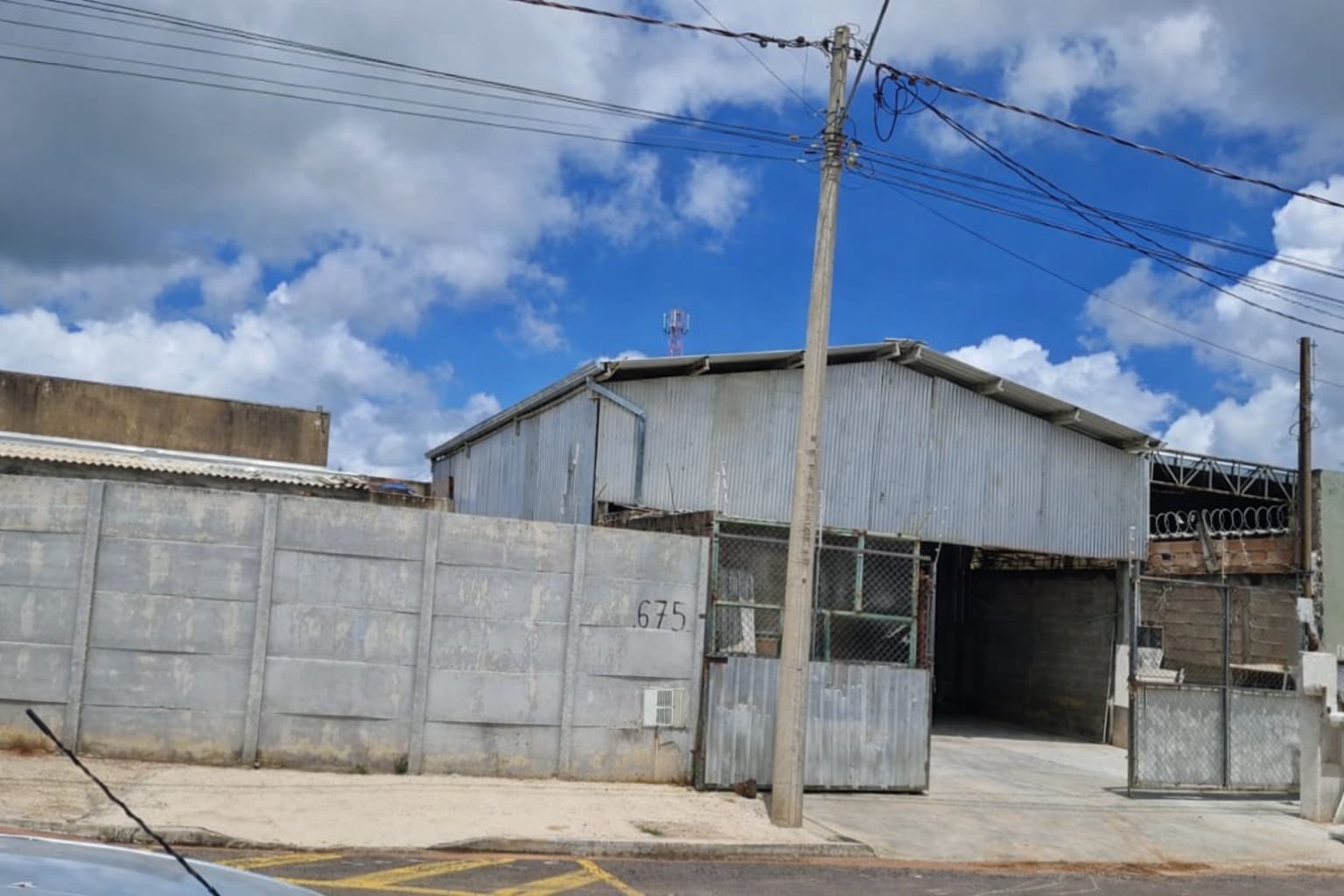 Terreno à Venda no Distrito Industrial