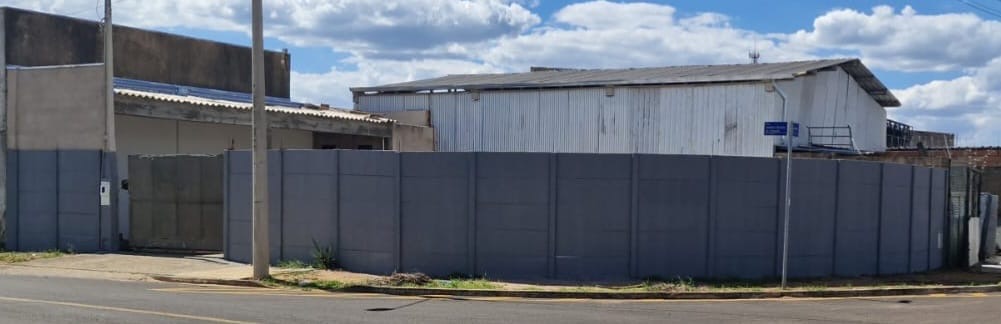 Terreno à Venda no Distrito Industrial