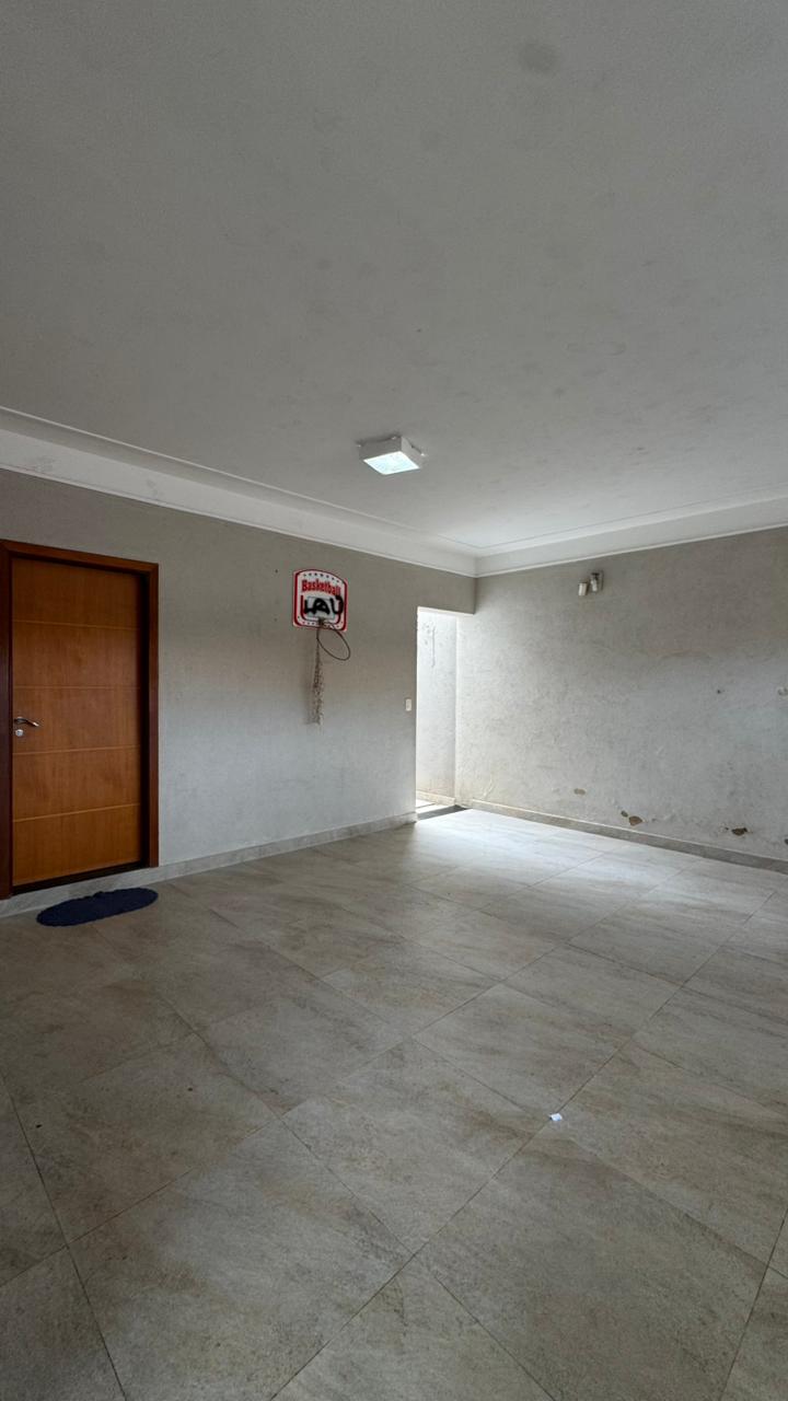 Casa de Alto Padrão à Venda no Jardim Veneza