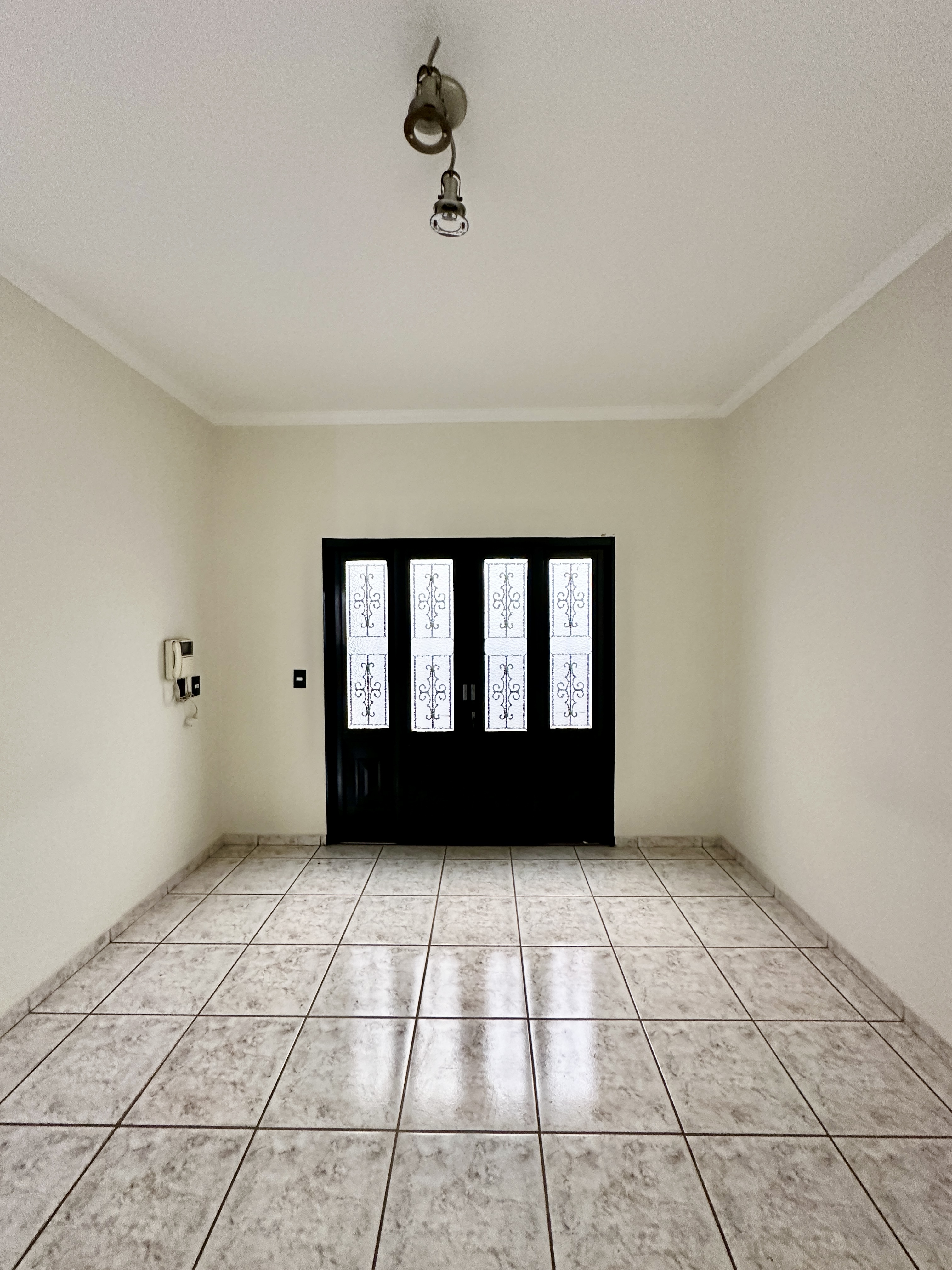 Casa à Venda de Alto Padrão no São José