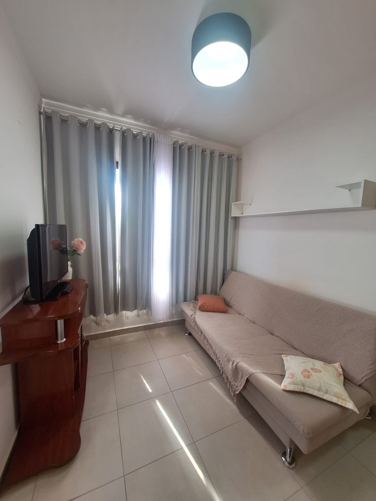Apartamento à Venda na Vila Nicácio