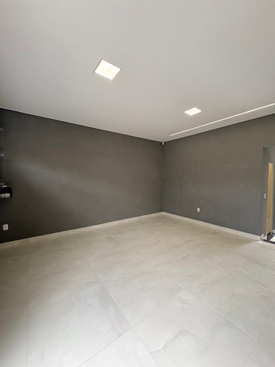 Casa à Venda na Estação