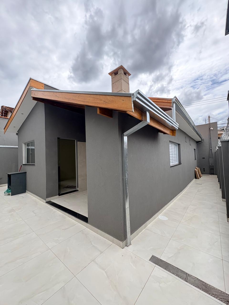 Casa à Venda na Estação