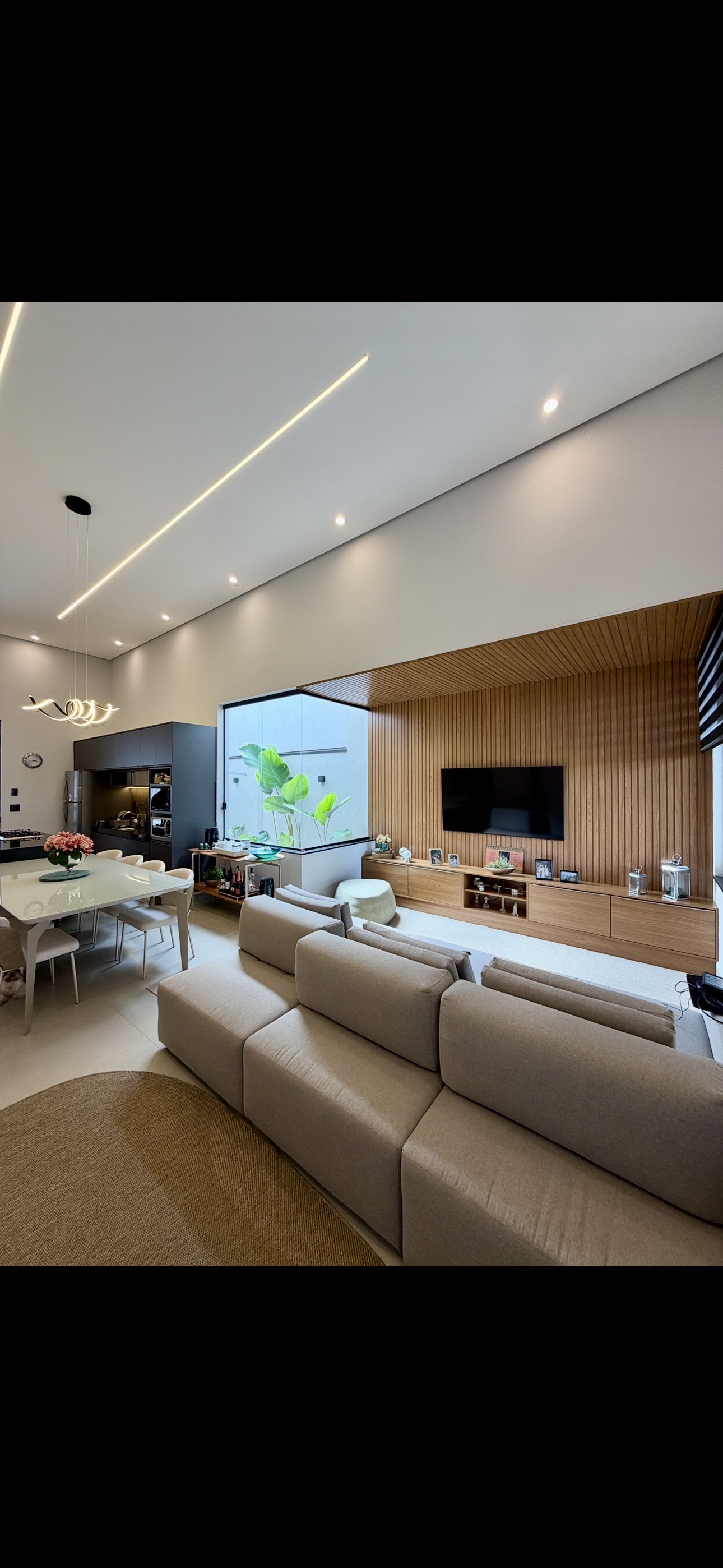 Casa de Alto Padrão à Venda no Veredas