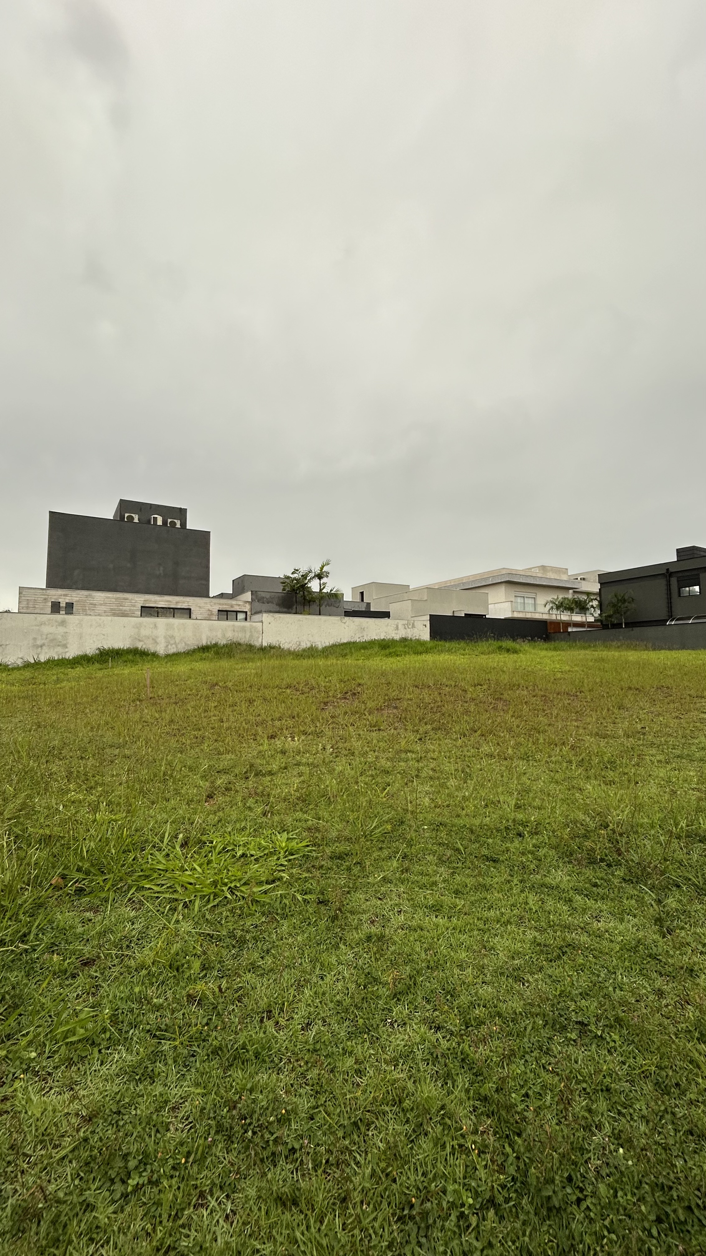 Terreno à Venda – Condomínio Olivito