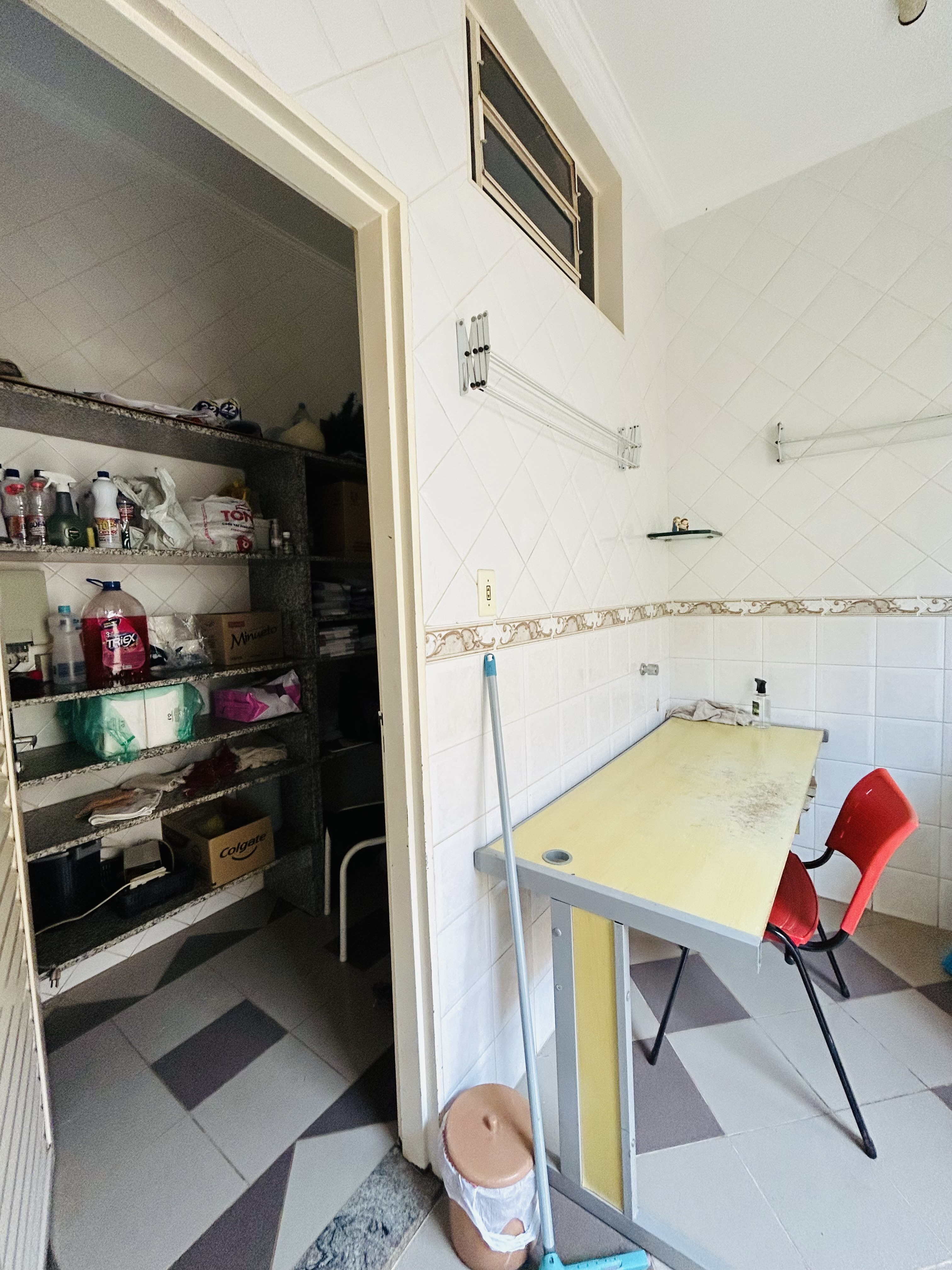 Casa à Venda – Vila Champagnat